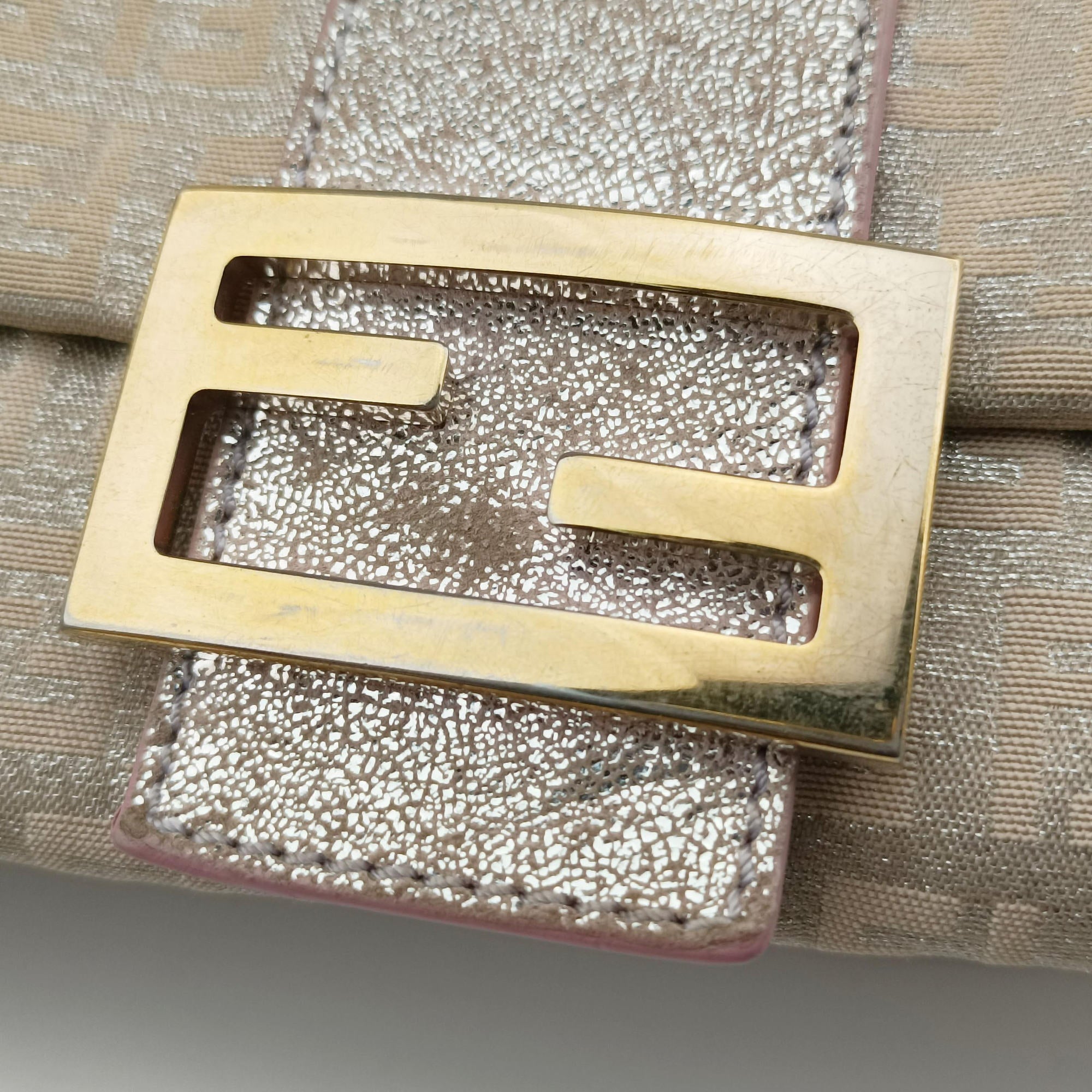 Secondhand Fendi Baguette Beige × Silver×Pink canvas 8BR180 handbag | stylenewstar