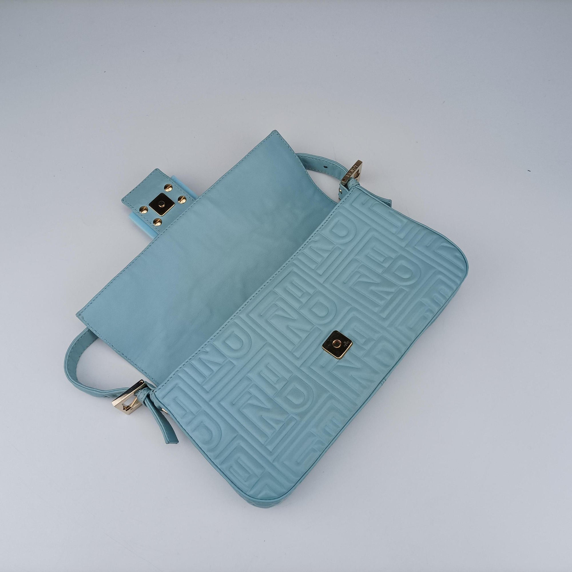 Pre-owned Fendi BAGUETTE Blue Leather 8BR600 shoulderbag | stylenewstar
