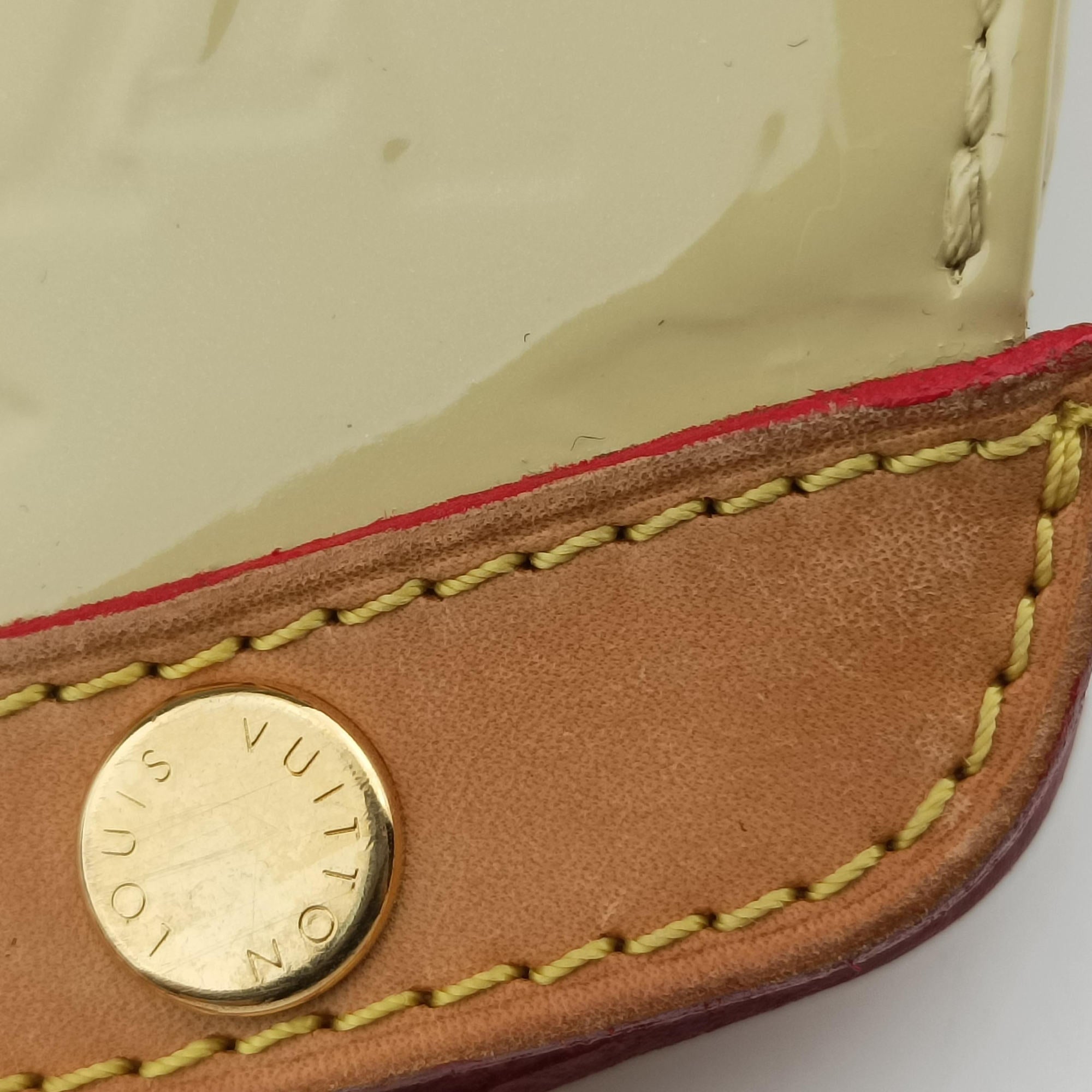 Pre-owned Louis Vuitton Brea MM Dunne Vernis M90180 shoulderbag | stylenewstar