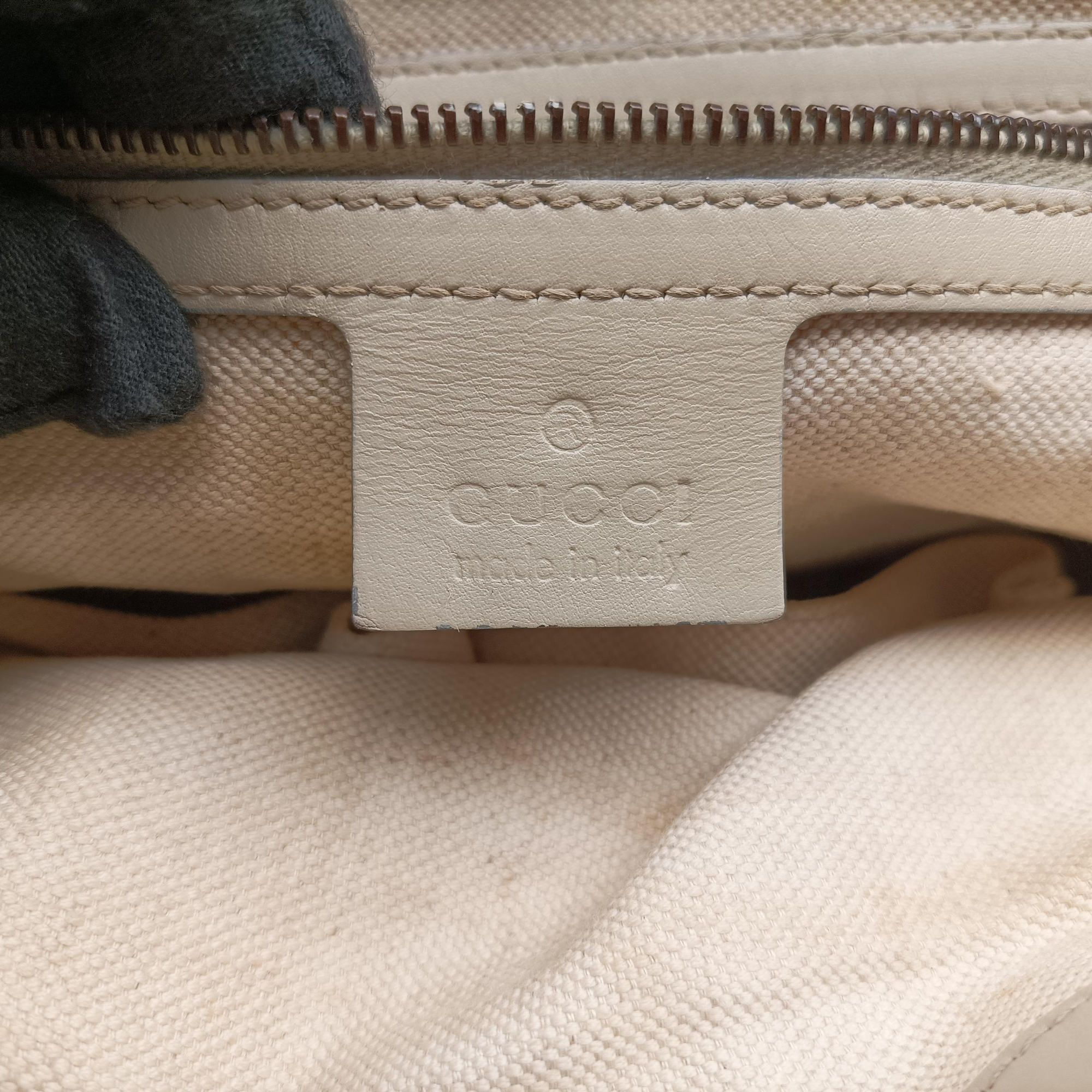 Pre-owned Gucci Scarlett White×Beige Canvas x Leather 269953 handbag | stylenewstar