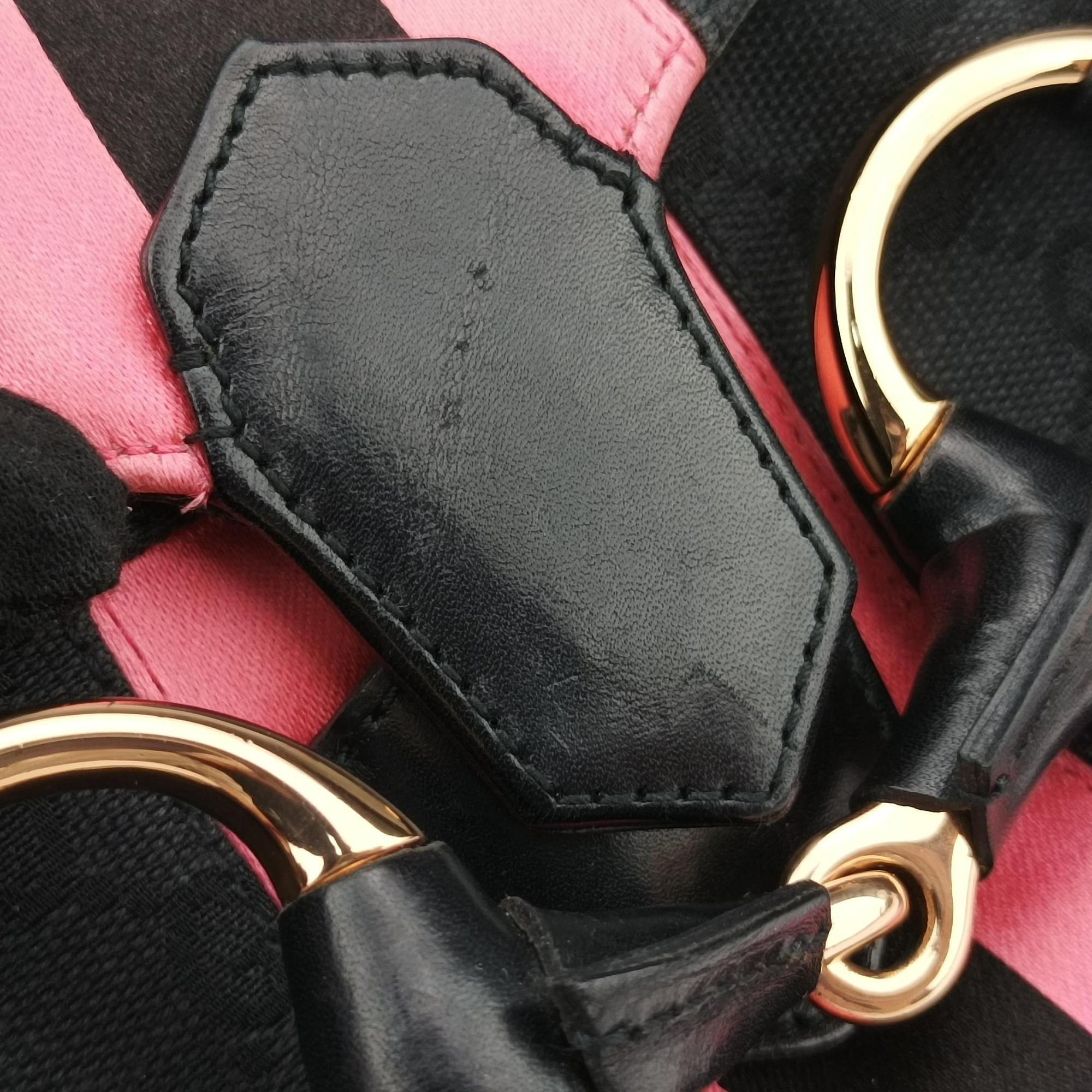 Secondhand Gucci Horsebit Web Black×pink Canvas×silk 129498 shoulderbag | stylenewstar
