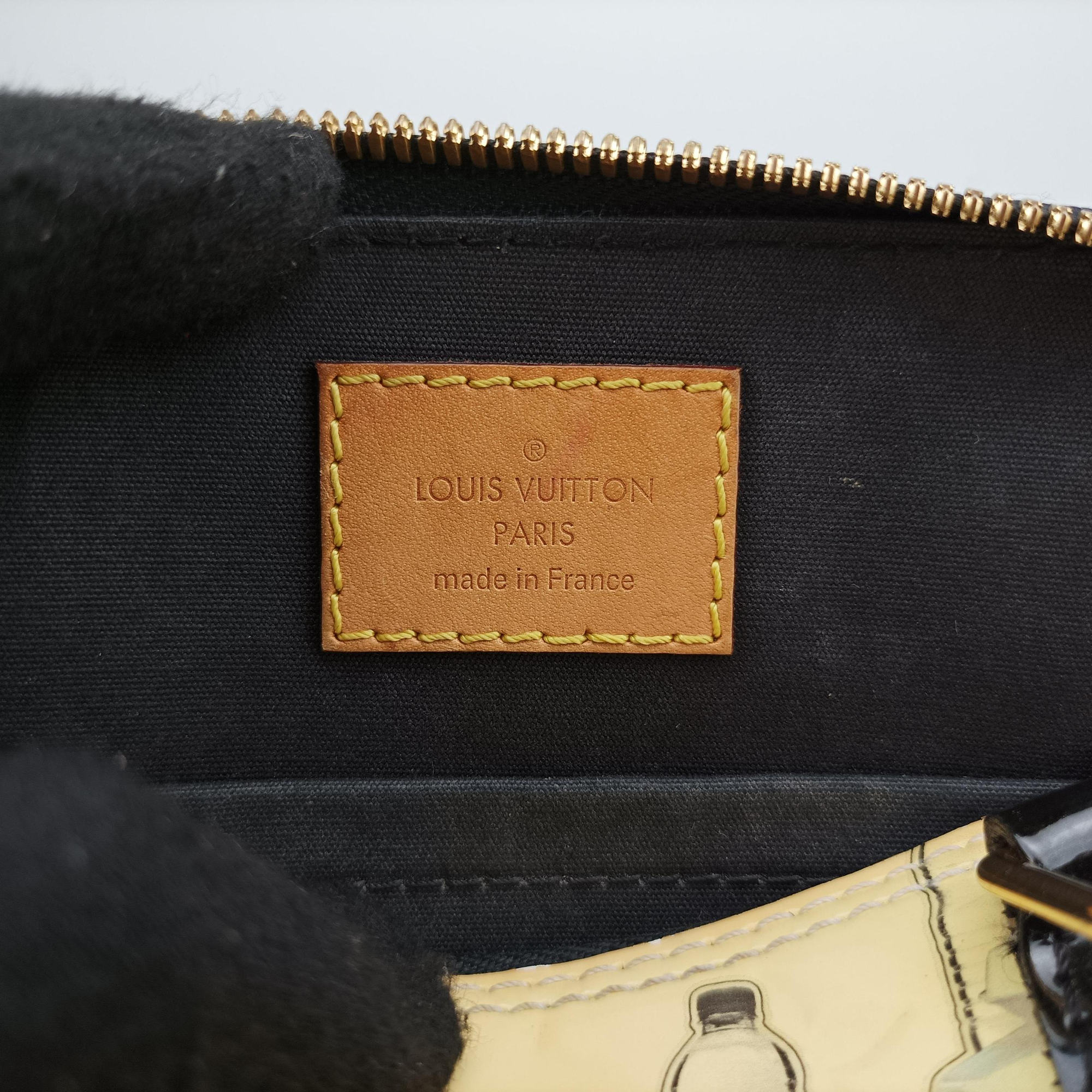 Secondhand Louis Vuitton Nicolas Squiere Sticker Alma BB Ivory×black×multi Vernis M50419 shoulderbag | stylenewstar