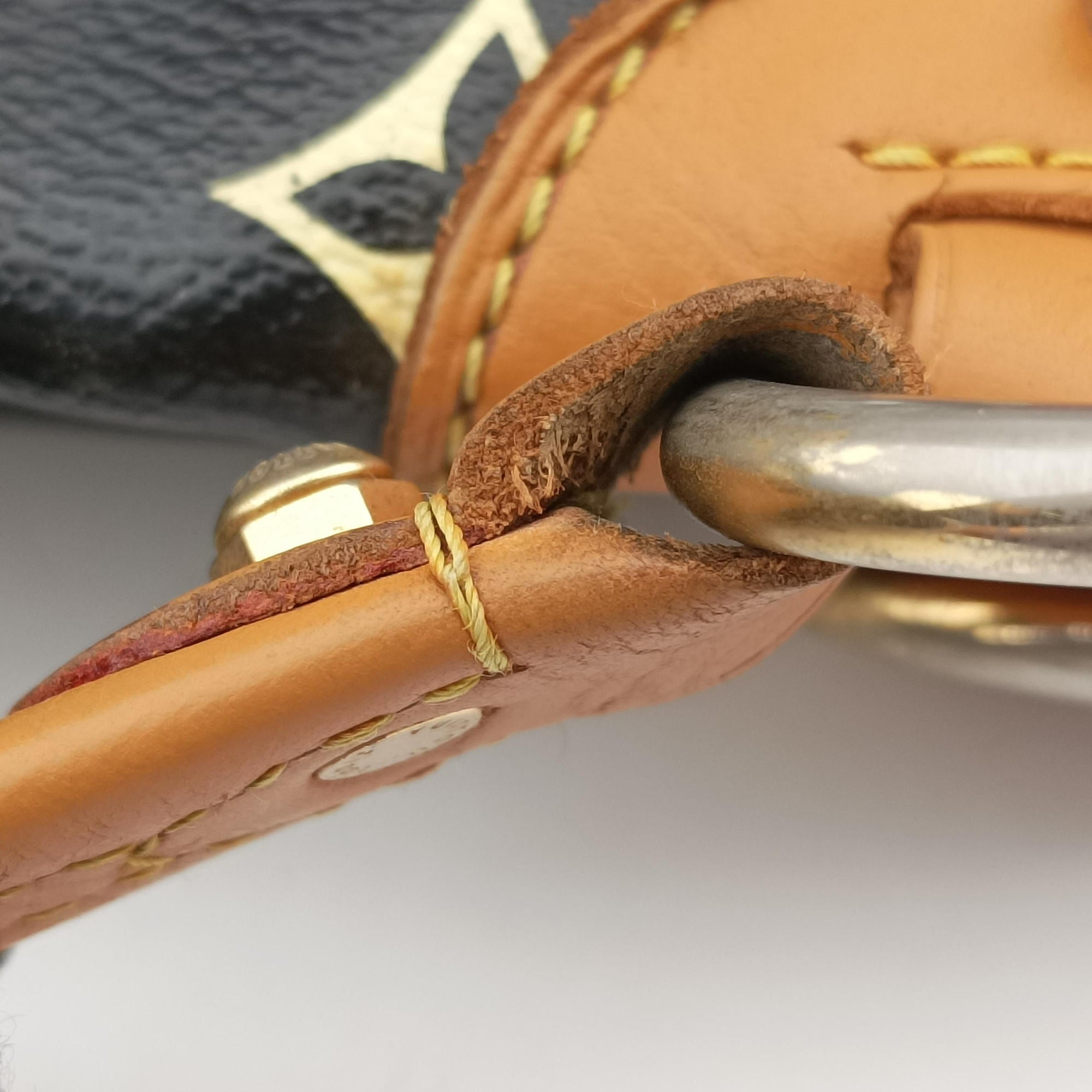 Pre-owned Louis Vuitton CLAUDIA Noir Monogram Multicolor M40194 shoulderbag | stylenewstar