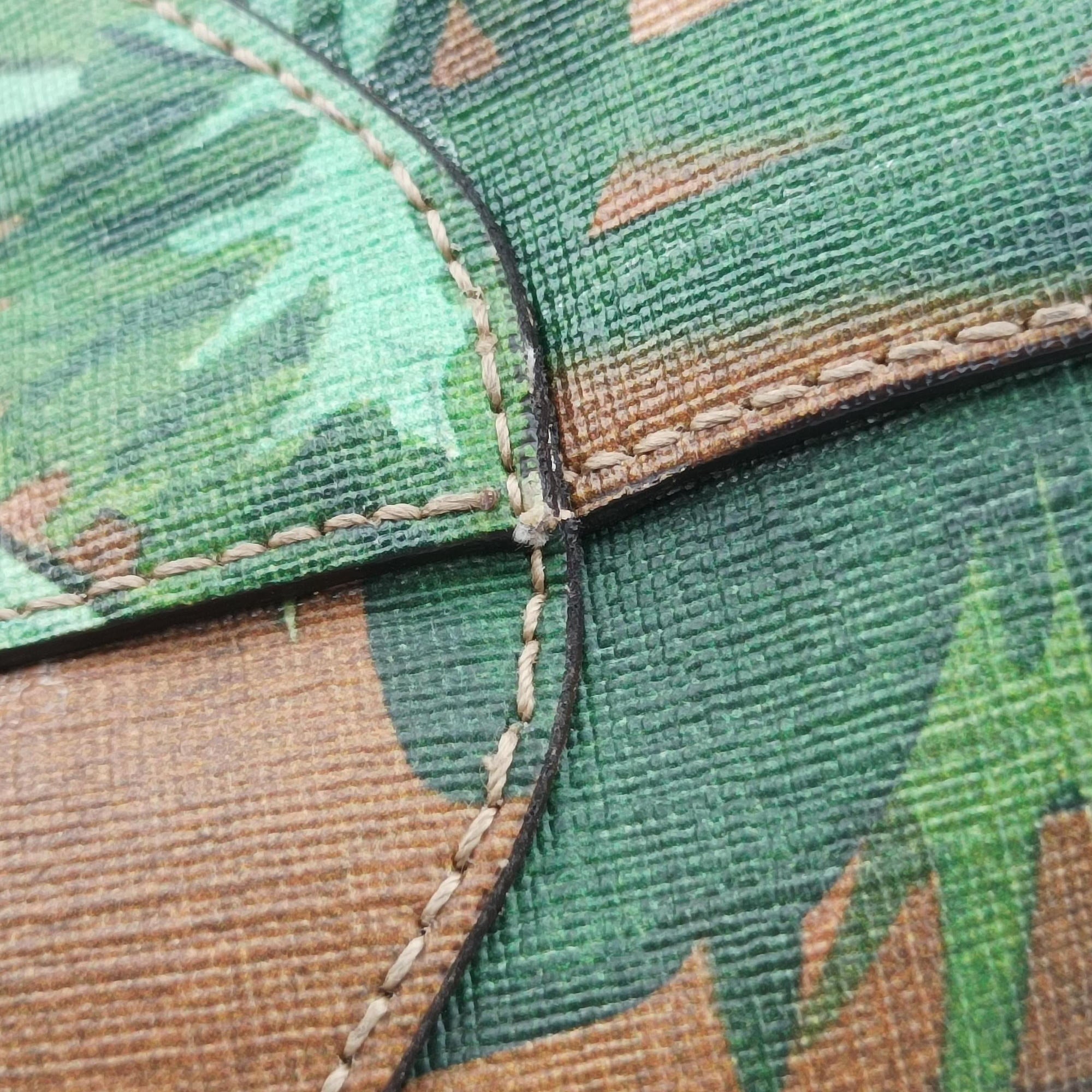 Pre-owned Gucci Gucci Tian GG Sprime Beige×Multicolour PVC coated canvas 412096 shoulderbag | stylenewstar