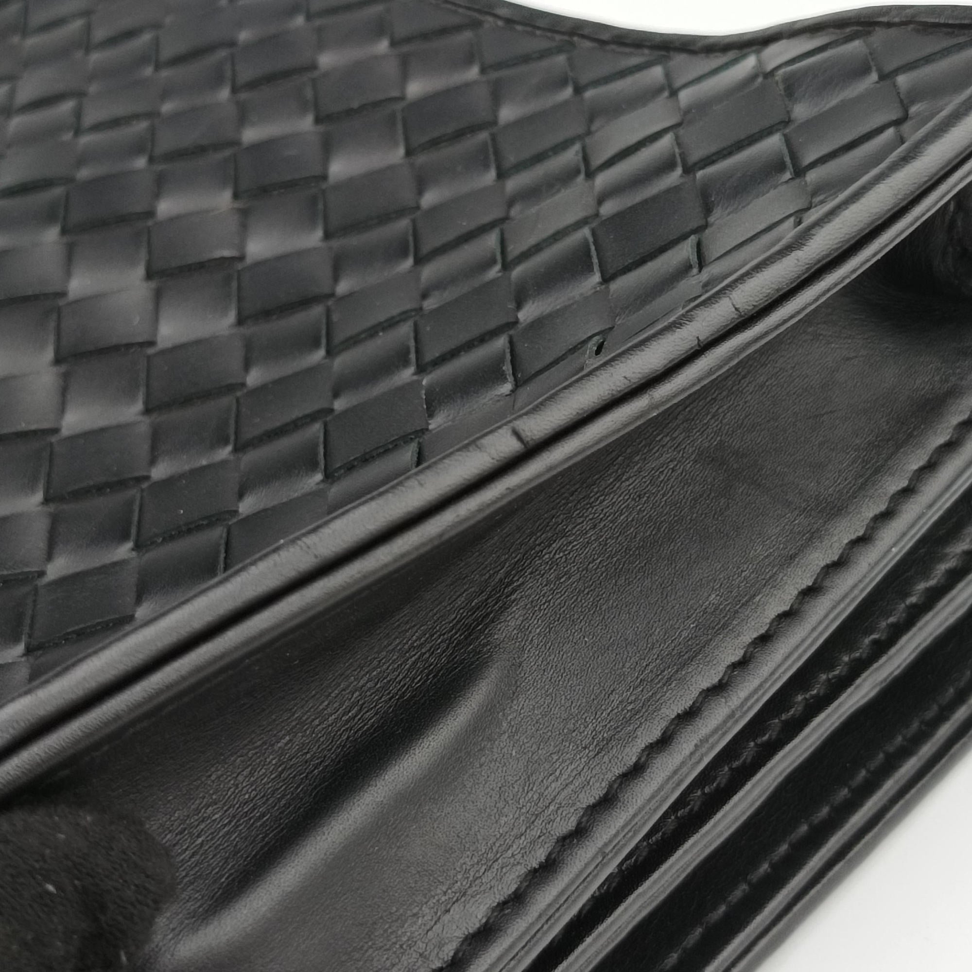 Pre-owned Bottega Veneta Intrecciato Black lambskin  handbag | stylenewstar