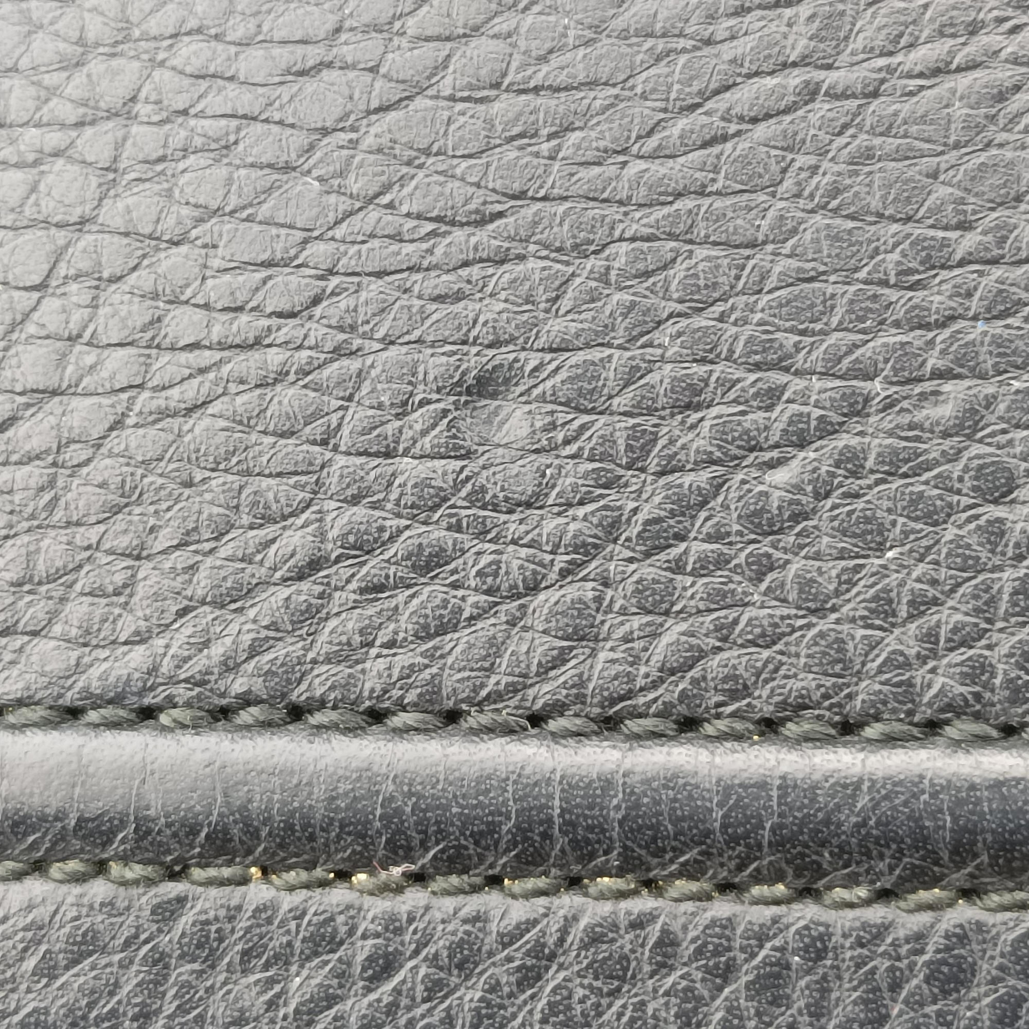 Pre-owned Yves Saint Laurent Muse Two Black Leather 229680 handbag | stylenewstar