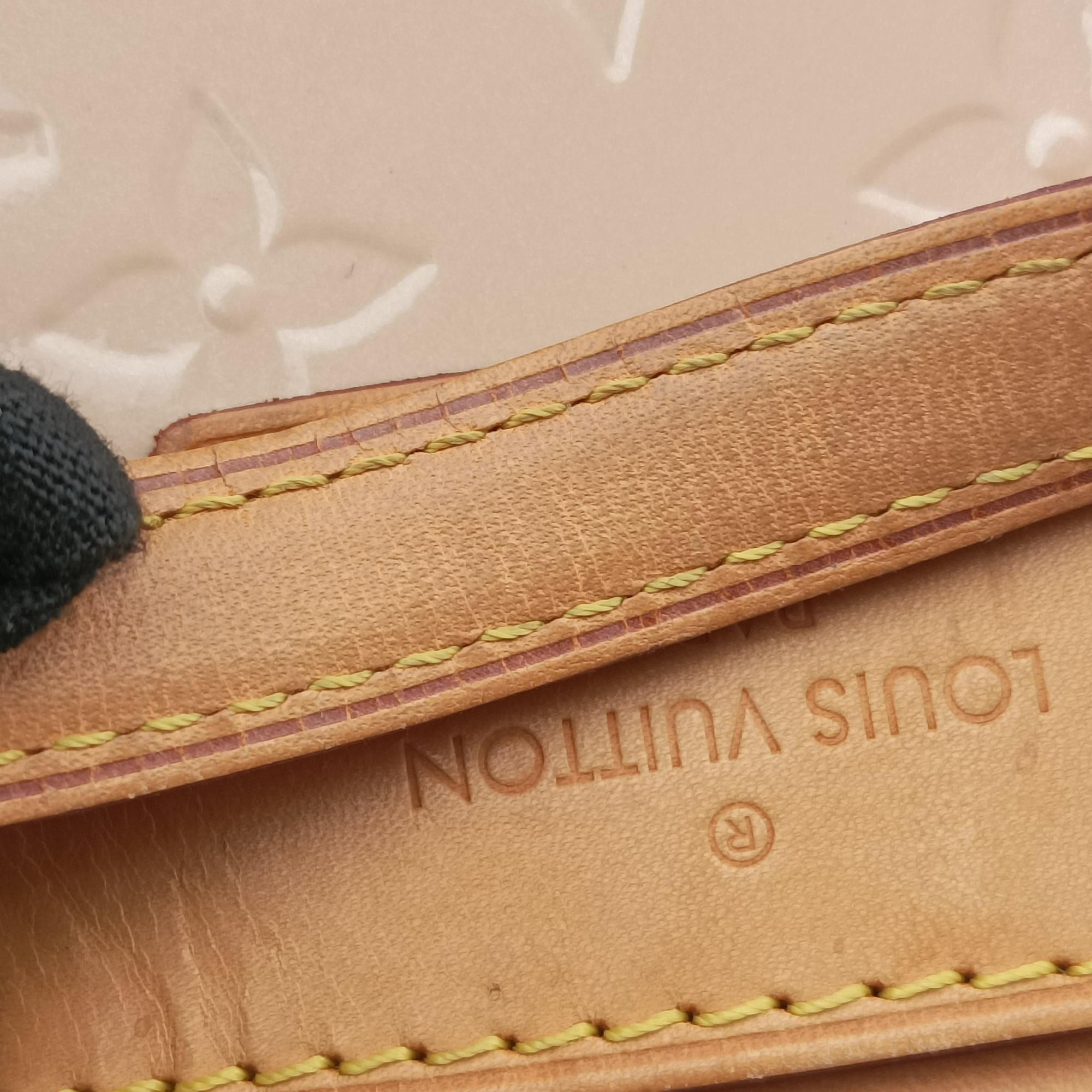 Pre-owned Louis Vuitton Brea MM Broncorail Vernis M91621 shoulderbag | stylenewstar