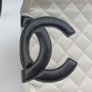 Secondhand Chanel Cambon Line Black×white lambskin A25178 shoulderbag | stylenewstar