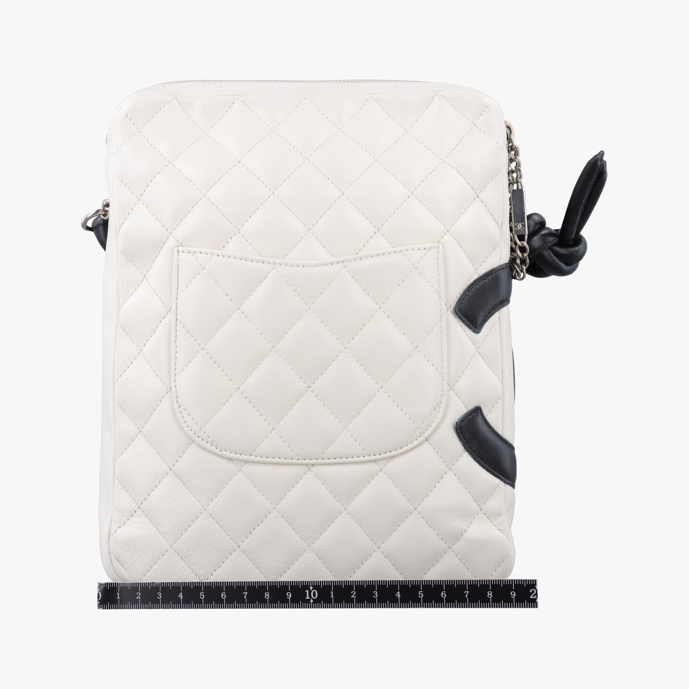Secondhand Chanel Cambon Line Black×white lambskin A25178 shoulderbag | stylenewstar
