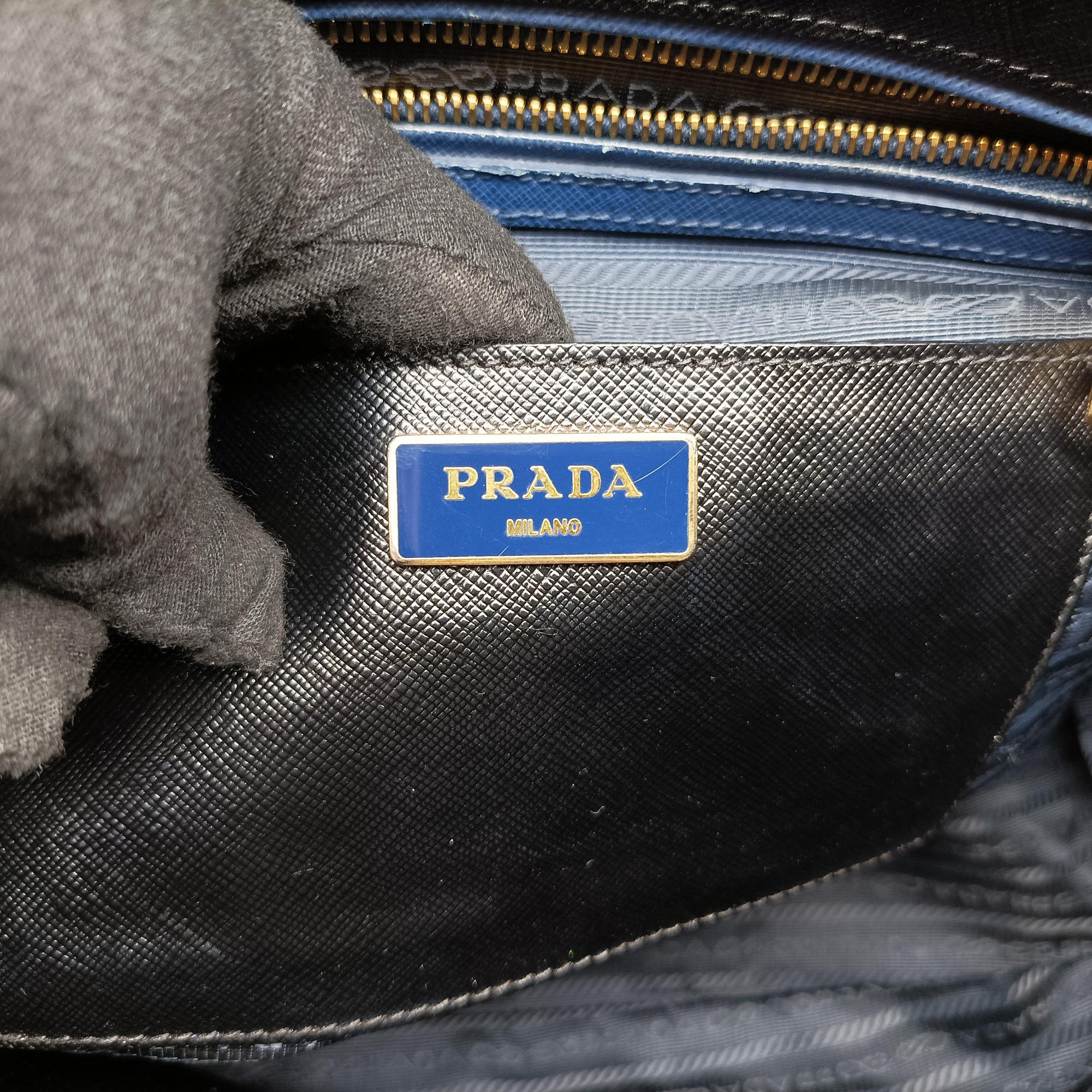 Pre-owned Prada Galleria Black SAFFIANO Leather BN2274 handbag | stylenewstar