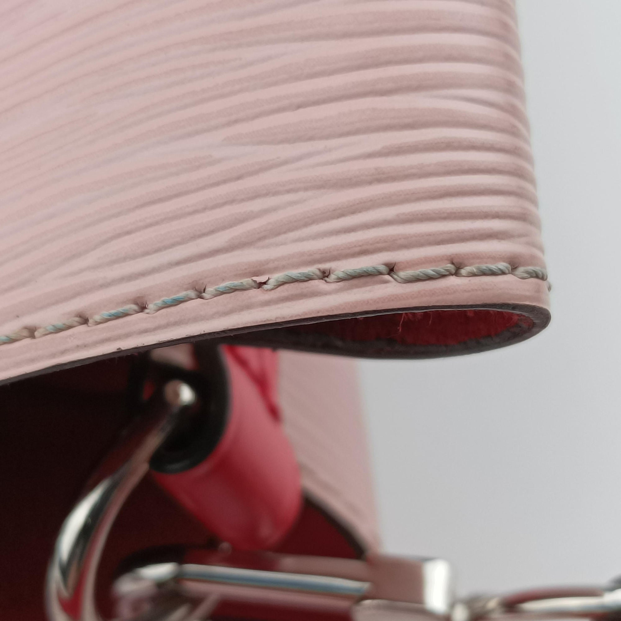 Pre-owned Louis Vuitton NeoNoe BB Rose Valerine Epi M53609 shoulderbag | stylenewstar