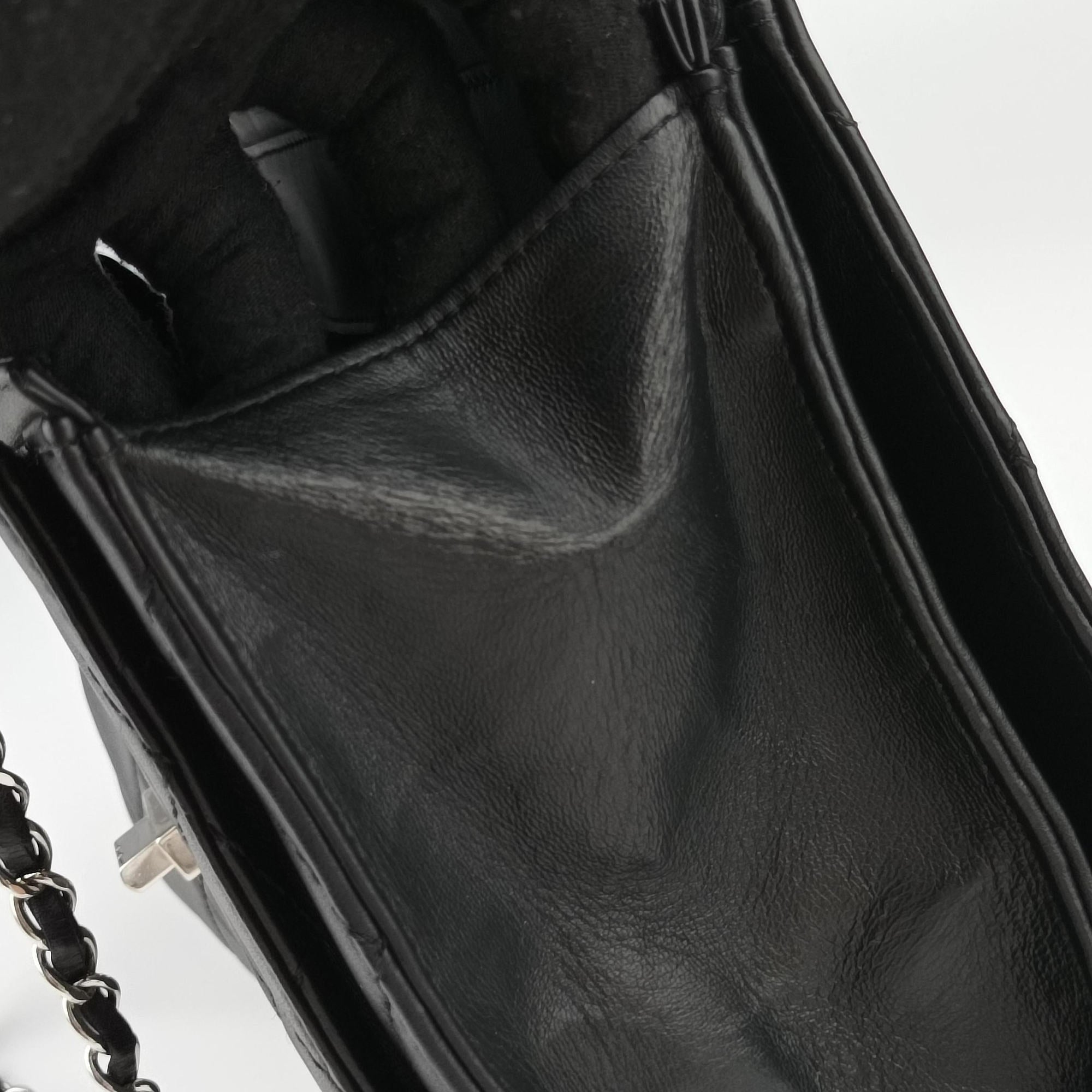 Pre-owned Chanel 2.55 Matelasse Black lambskin A65613 shoulderbag | stylenewstar