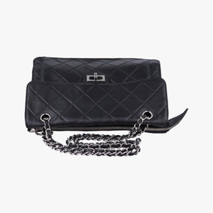 Pre-owned Chanel 2.55 Matelasse Black lambskin A65613 shoulderbag | stylenewstar