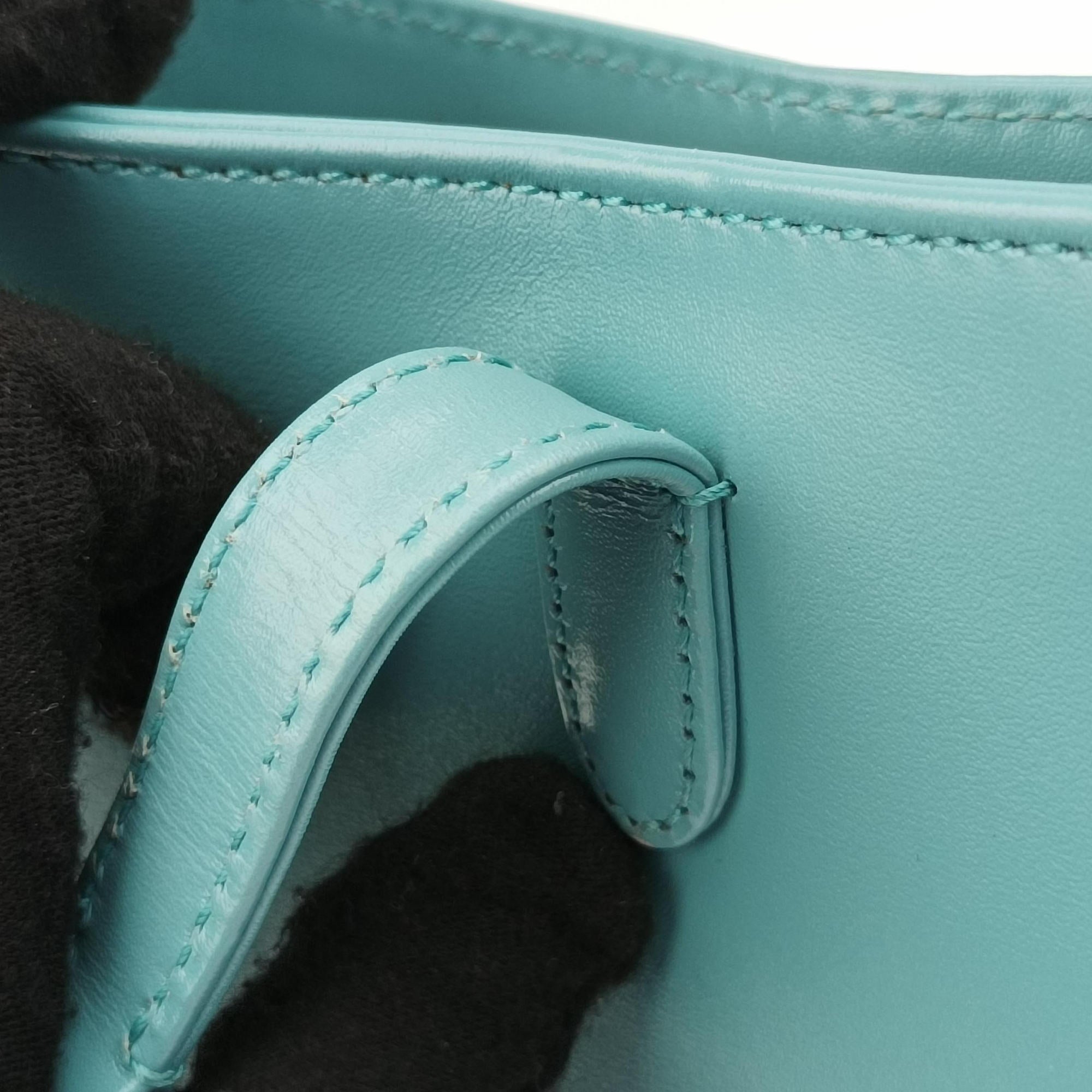 Pre-owned Gucci JACKIE 1961 Blue Leather 637091 shoulderbag | stylenewstar