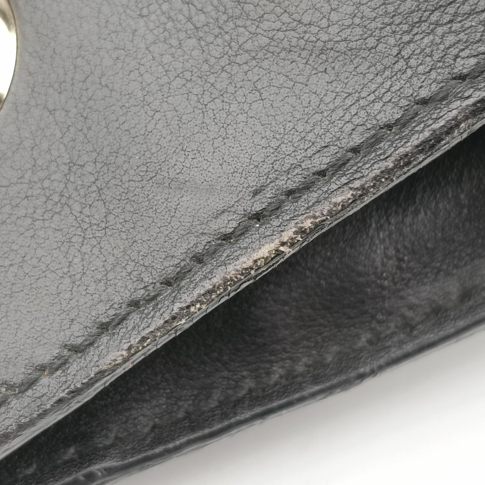 Pre-owned Gucci Emily Black Leather 295403 shoulderbag | stylenewstar