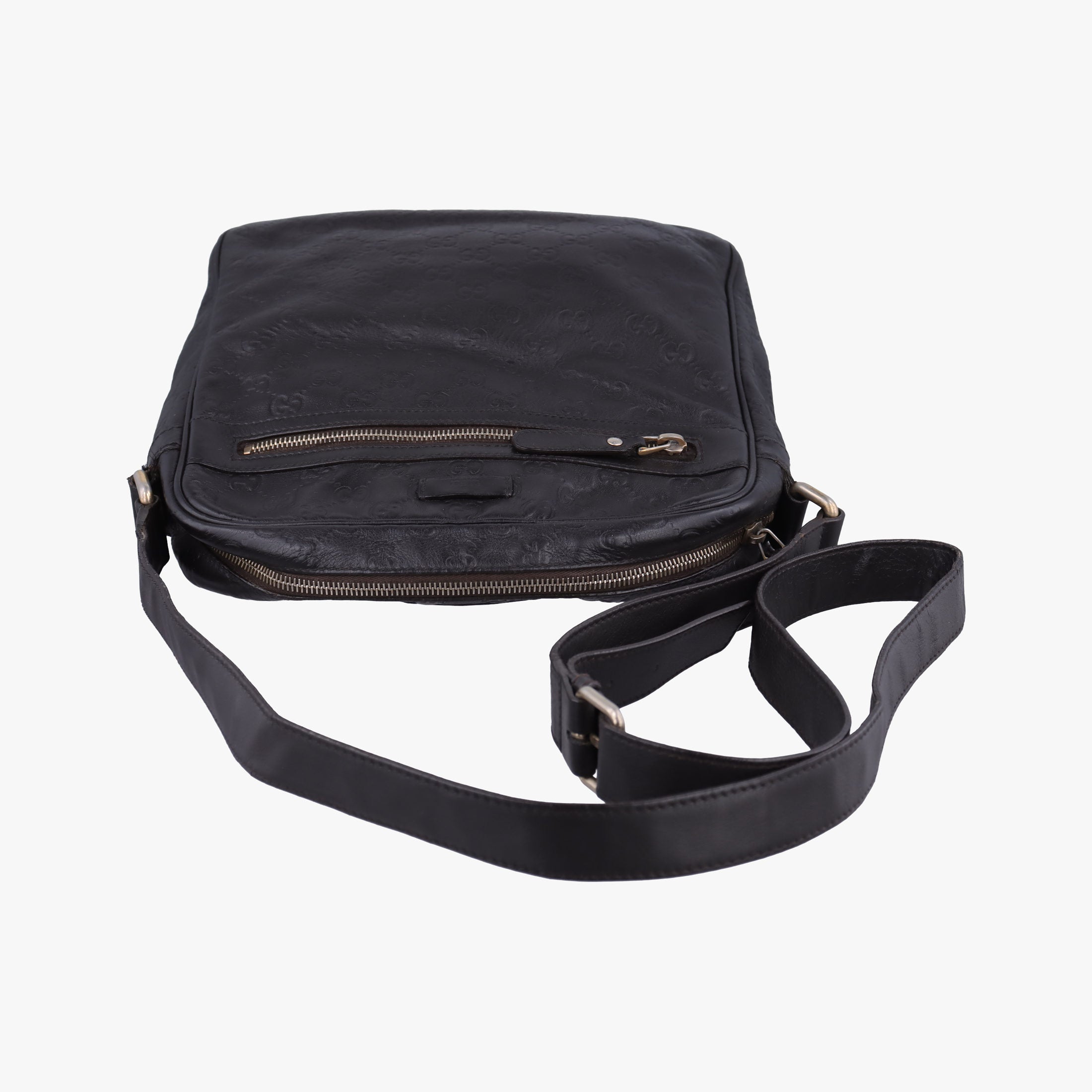 Secondhand Gucci Guccissima Messenger Black Leather 201448 shoulderbag | stylenewstar