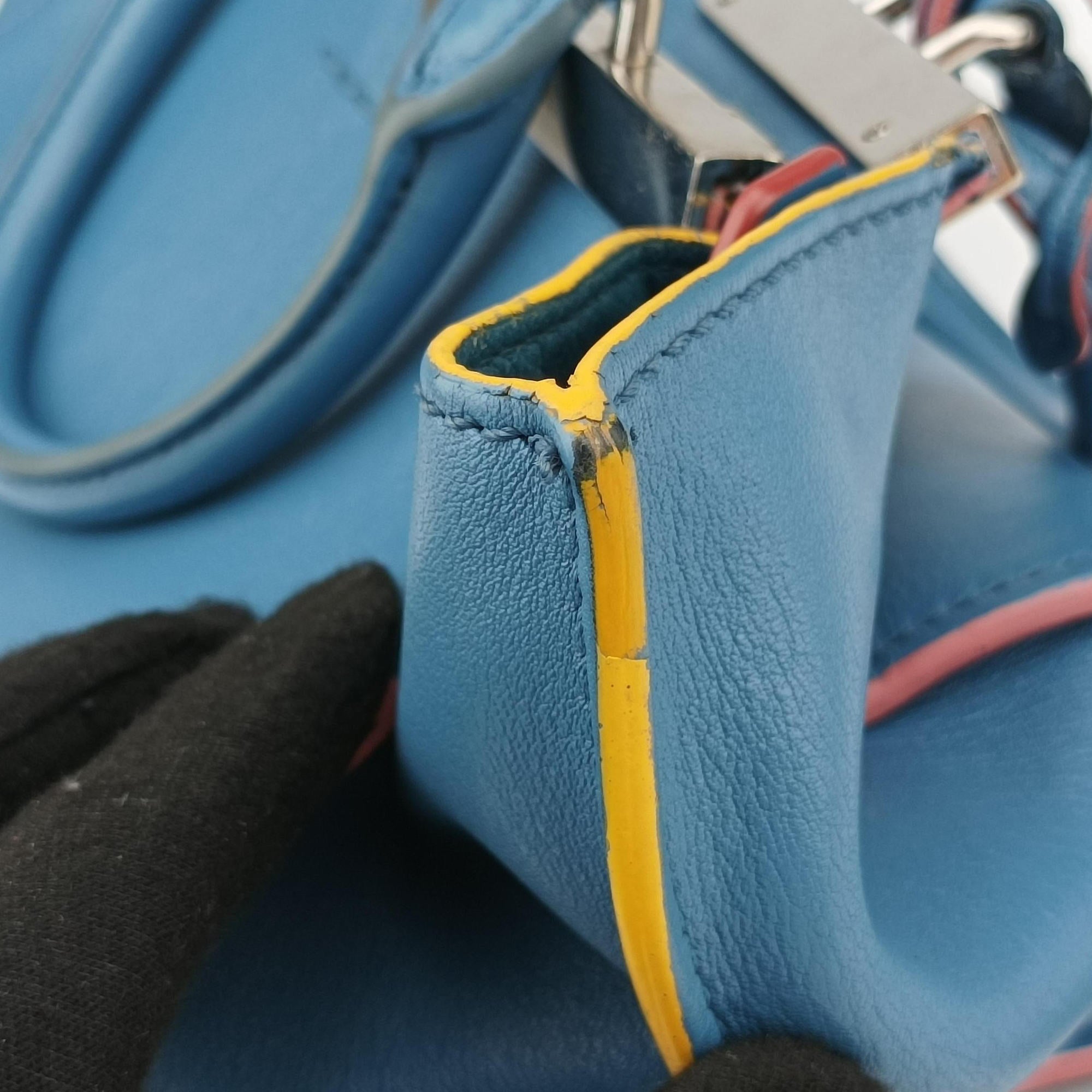 Pre-owned Fendi Petite 3Jours Blue Leather 8BH333 shoulderbag | stylenewstar