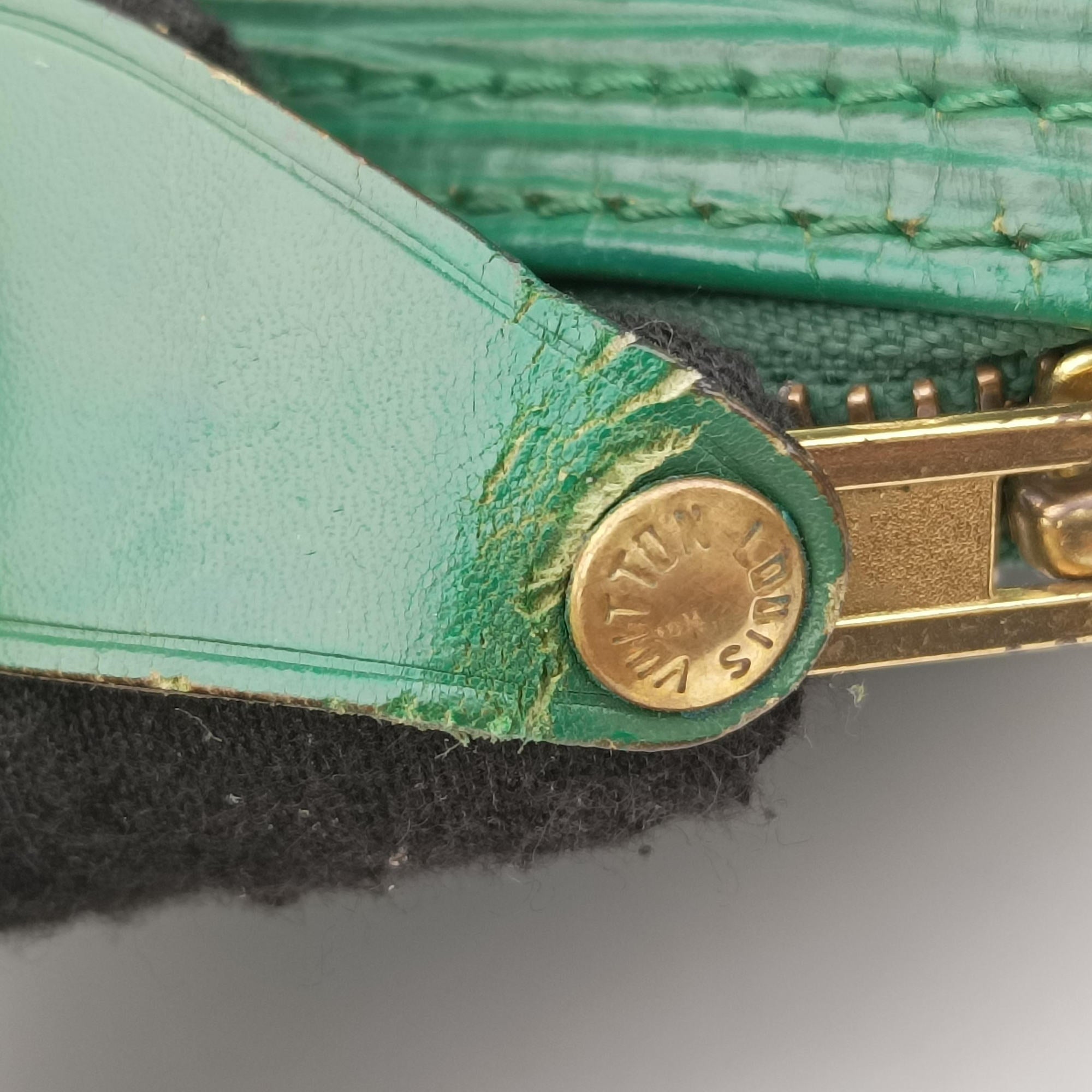 Pre-owned Louis Vuitton Speedy 25 Borneo Green Epi M43014 handbag | stylenewstar
