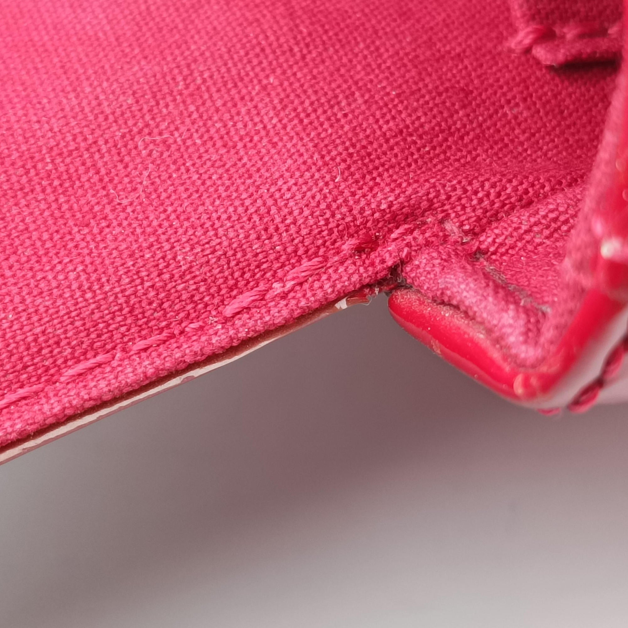 Secondhand Louis Vuitton Bellflower PM Pomme d'Amour Vernis M91728 shoulderbag | stylenewstar