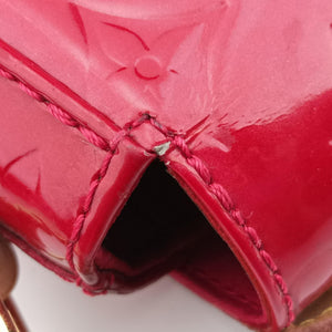 Secondhand Louis Vuitton Bellflower PM Pomme d'Amour Vernis M91728 shoulderbag | stylenewstar