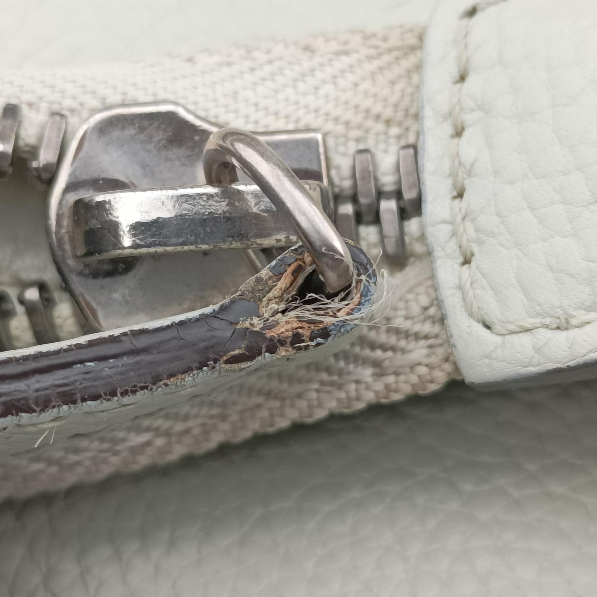 Secondhand Celine Luggage Mini Shopper Light Gray Leather  handbag | stylenewstar