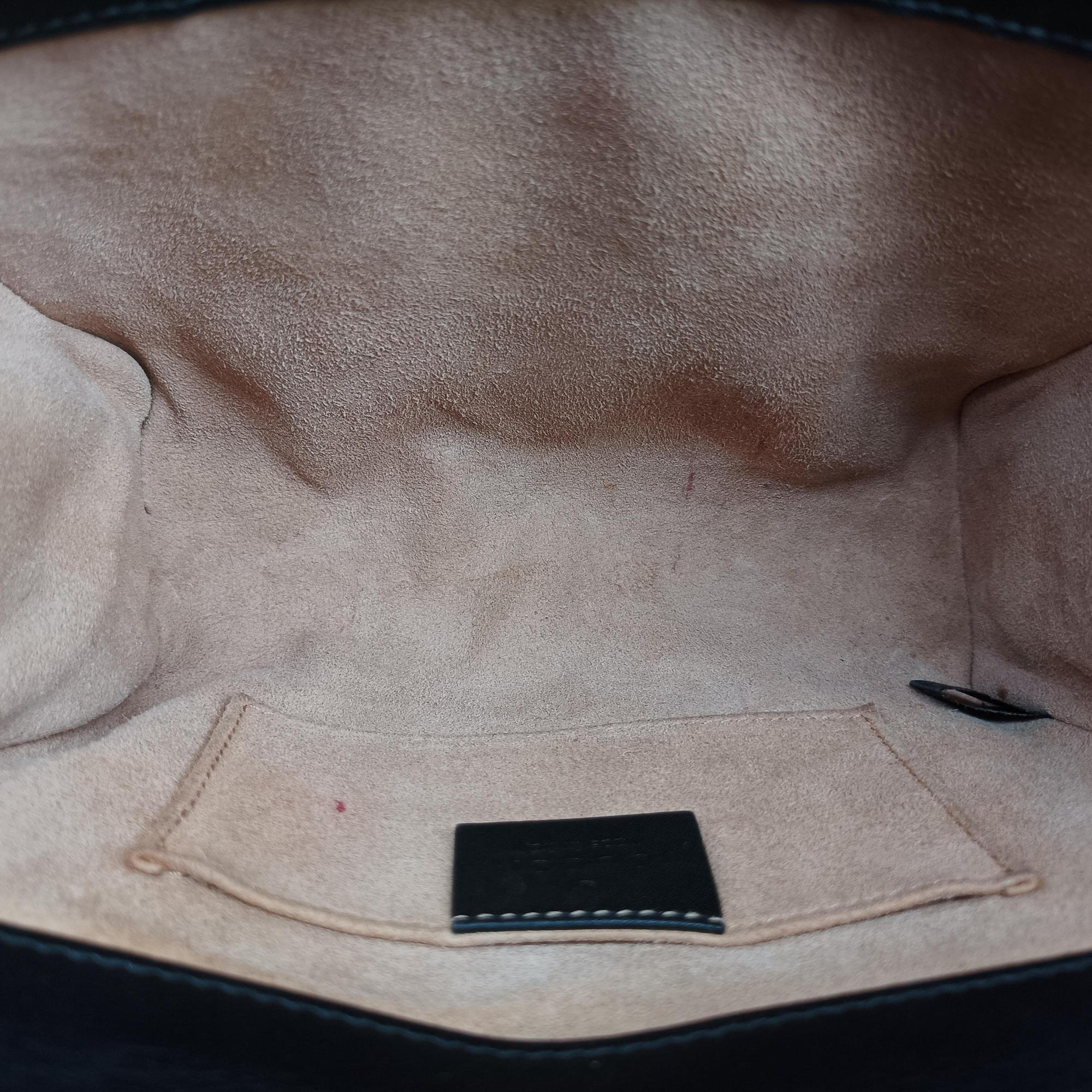 Pre-owned Gucci Padlock Black Leather 432182 shoulderbag | stylenewstar