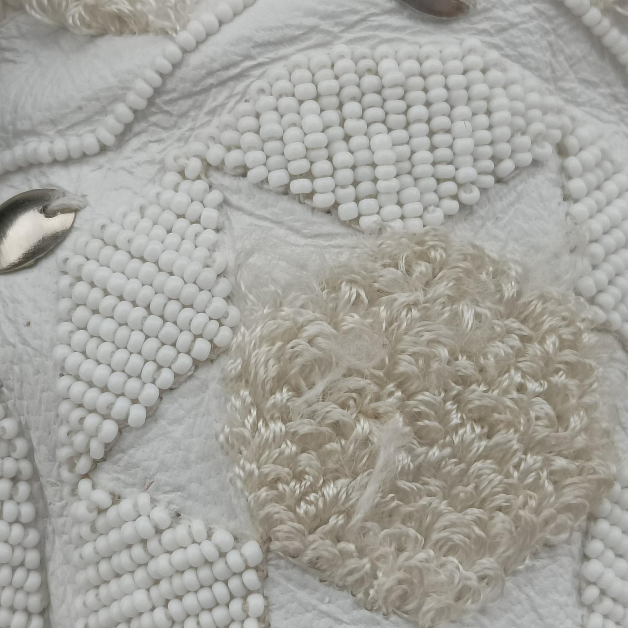 Pre-owned Chloe Bracelet  White Lambskin × Beaded Embroidery  handbag | stylenewstar