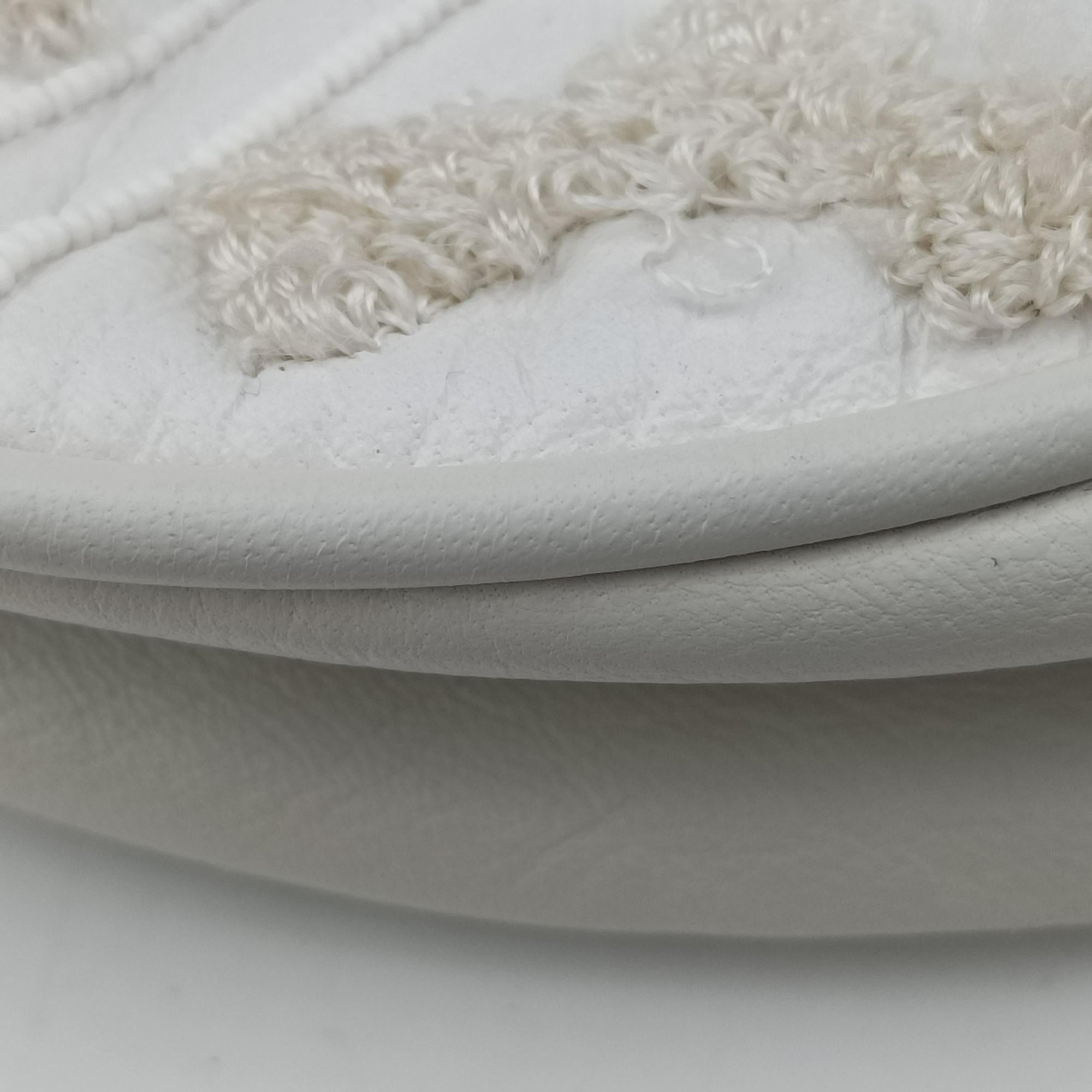 Pre-owned Chloe Bracelet  White Lambskin × Beaded Embroidery  handbag | stylenewstar