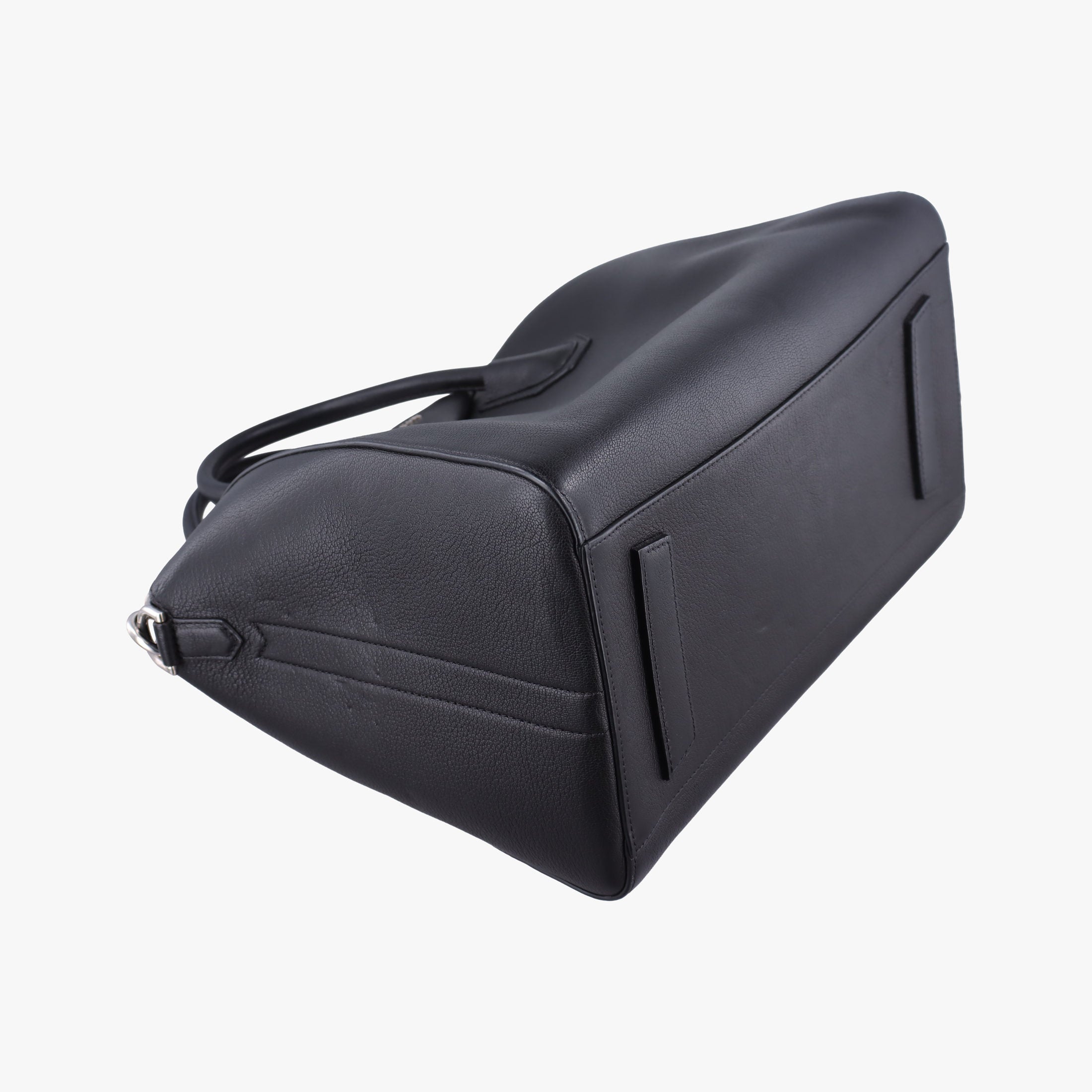 Pre-owned Givenchy Antigona Medium Black leather  shoulderbag | stylenewstar