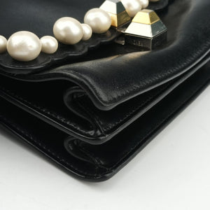 Pre-owned Fendi Studded Kan I Black Leather 8M0381 shoulderbag | stylenewstar