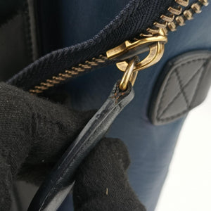 Secondhand Celine Luggage Micro shopper Blue×black Leather  handbag | stylenewstar