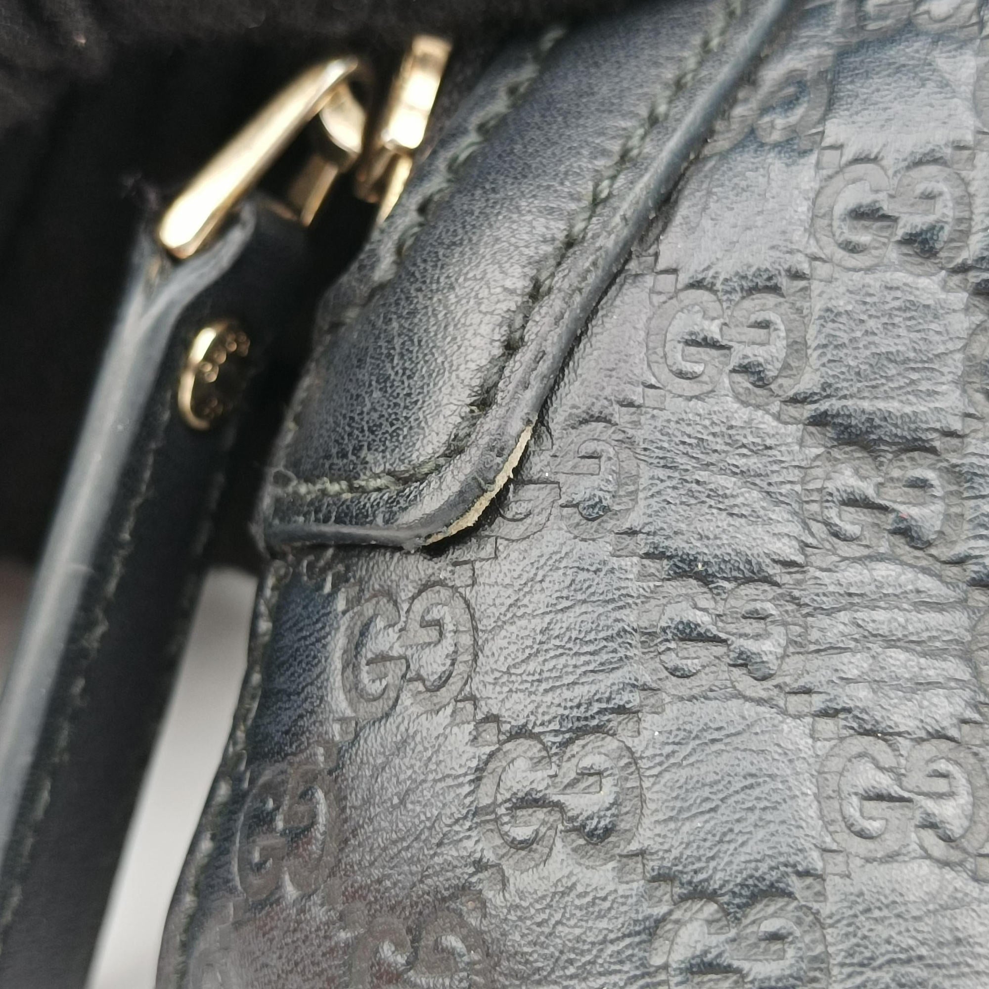Pre-owned Gucci Microguccissima Black Leather 449654 shoulderbag | stylenewstar