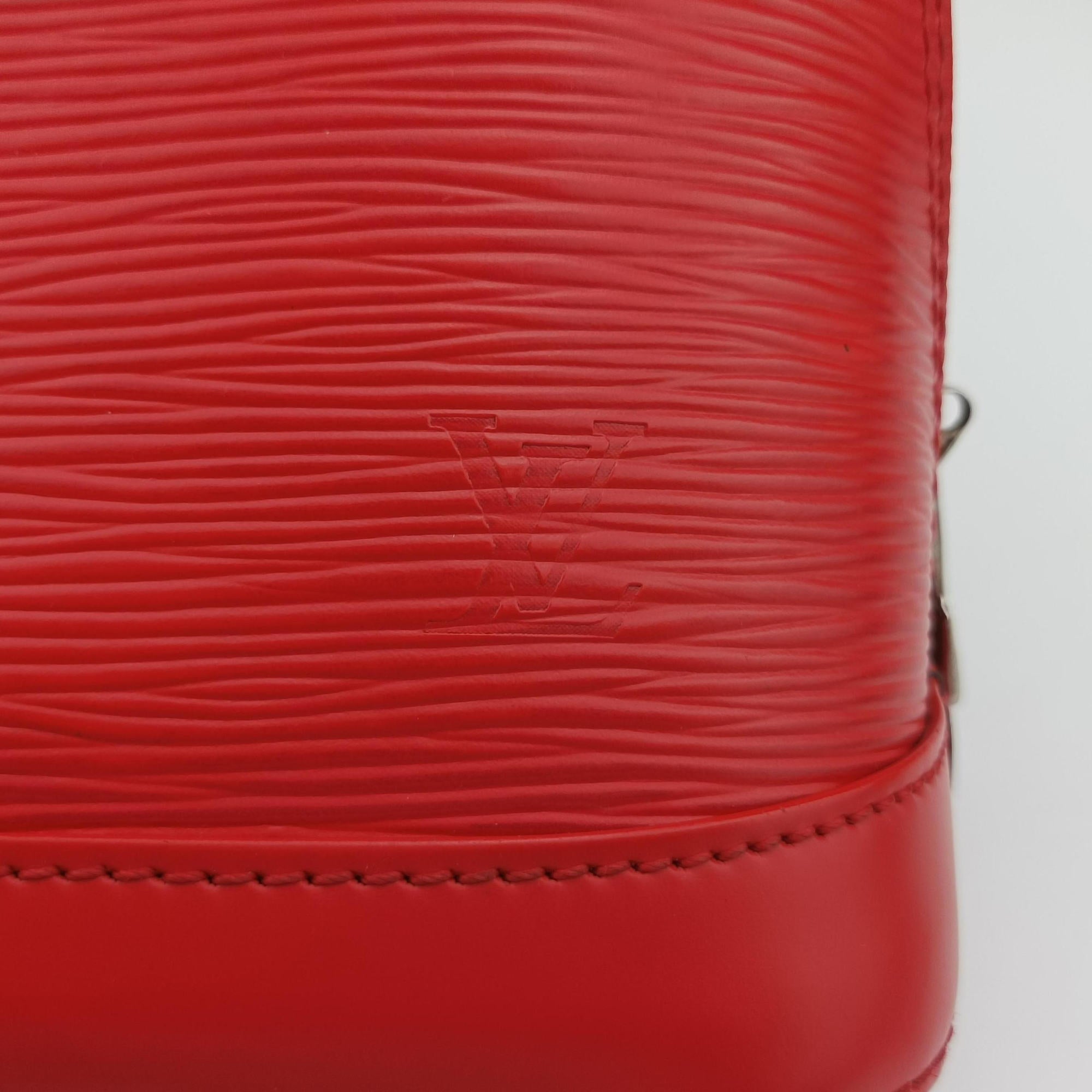 Pre-owned Louis Vuitton Nano Alma COQUELICOT epi M50516 shoulderbag | stylenewstar