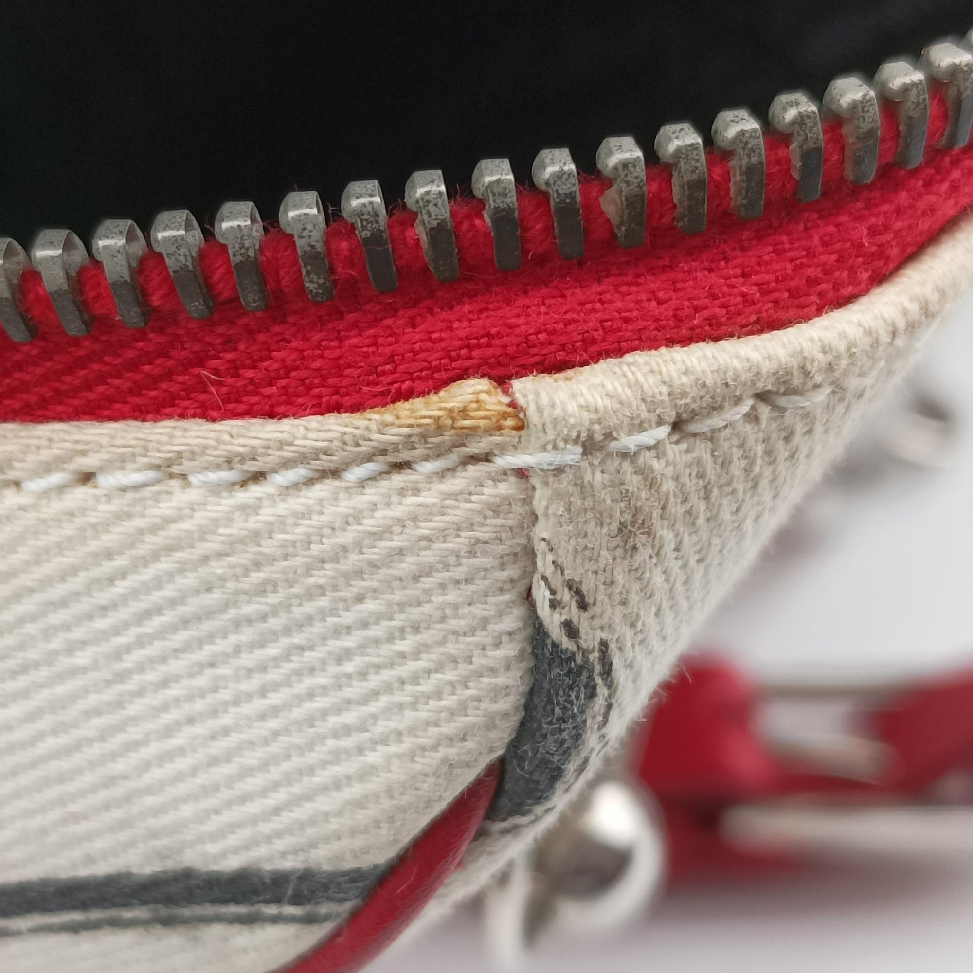 Pre-owned Christian Dior Hardcore White canvas×Leather  handbag | stylenewstar
