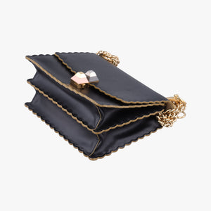 Pre-owned Fendi Kan I Black Leather 8M0381 shoulderbag | stylenewstar