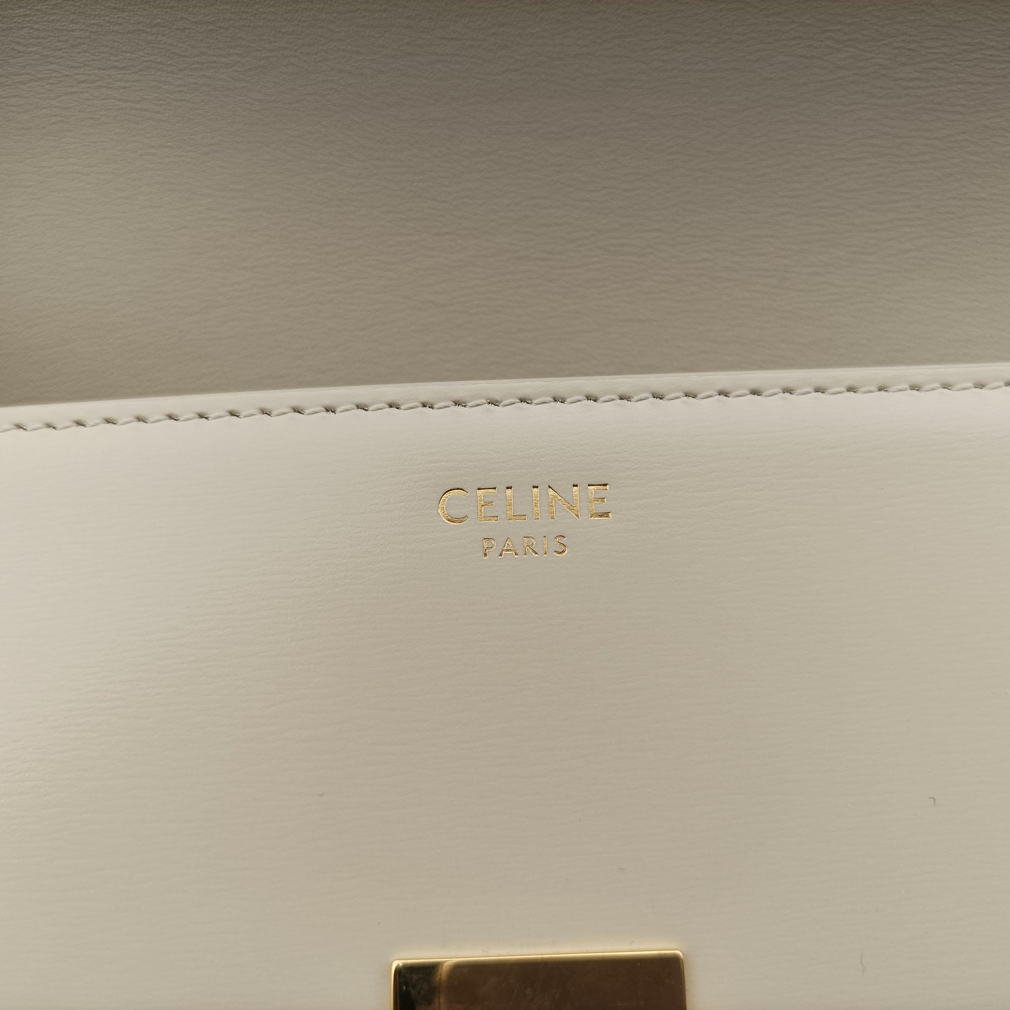 Secondhand Celine Claude Triomphe Beige Leather  shoulderbag | stylenewstar