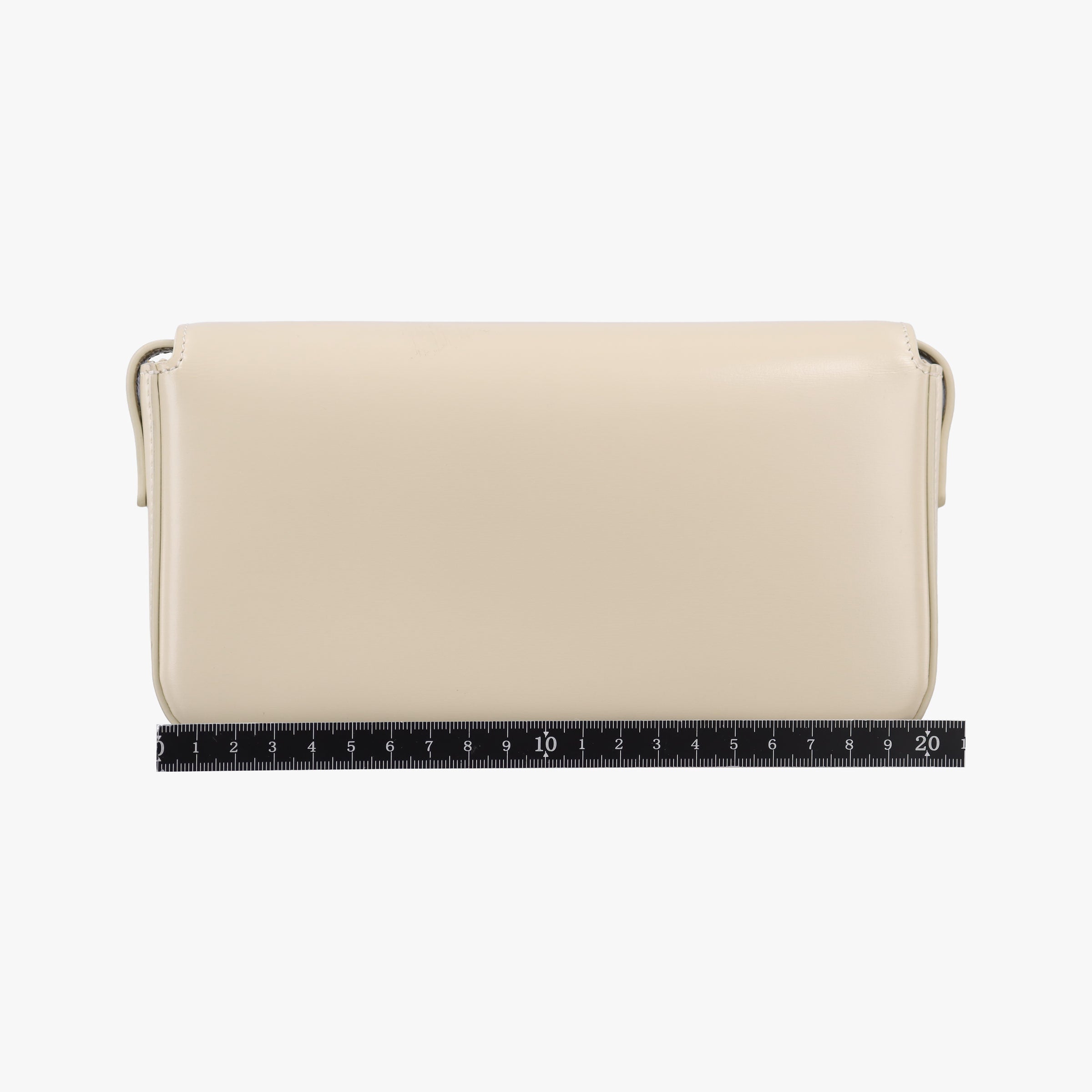 Secondhand Celine Claude Triomphe Beige Leather  shoulderbag | stylenewstar