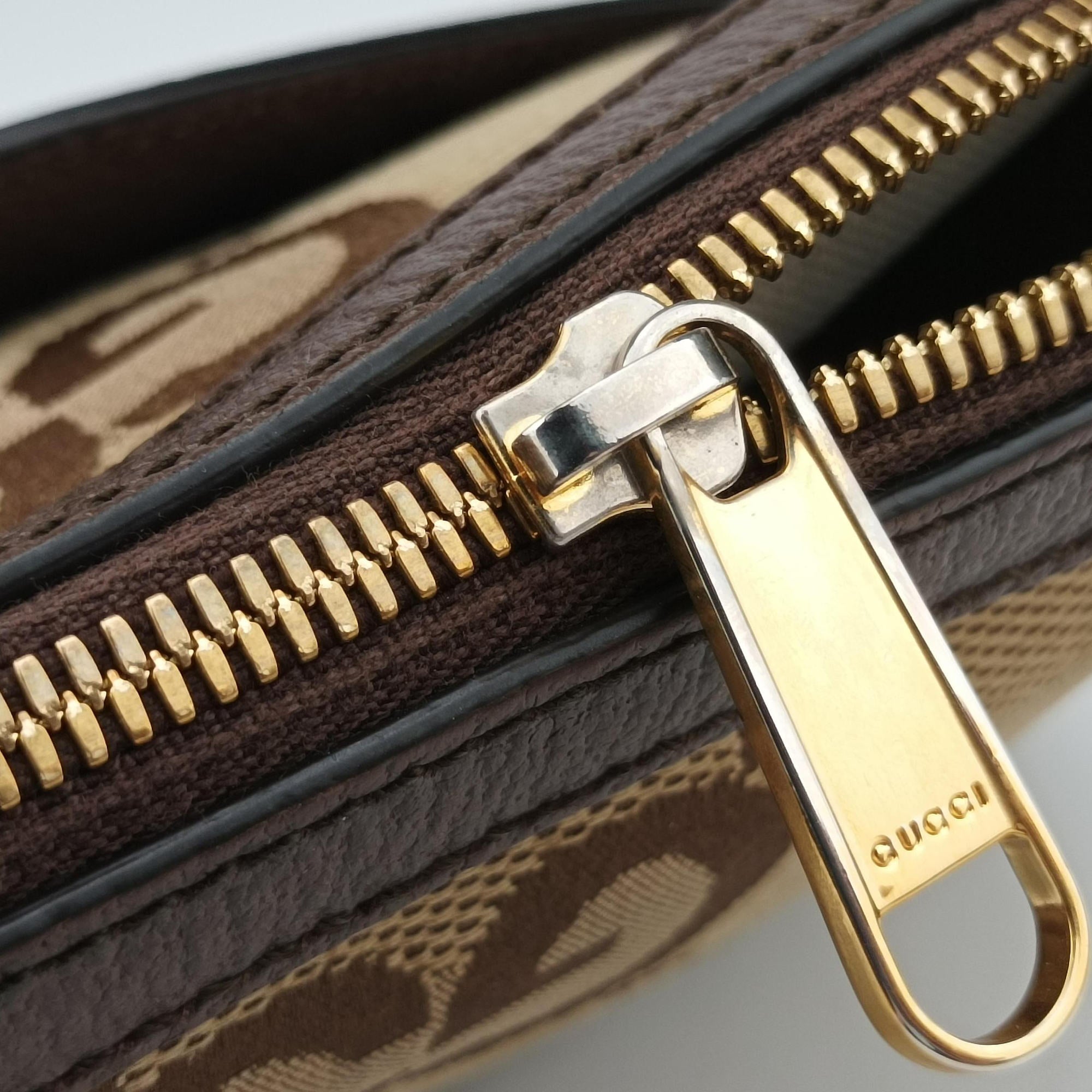 Secondhand Gucci Jumbo GG Messenger Brown canvas×leather 675891 shoulderbag | stylenewstar