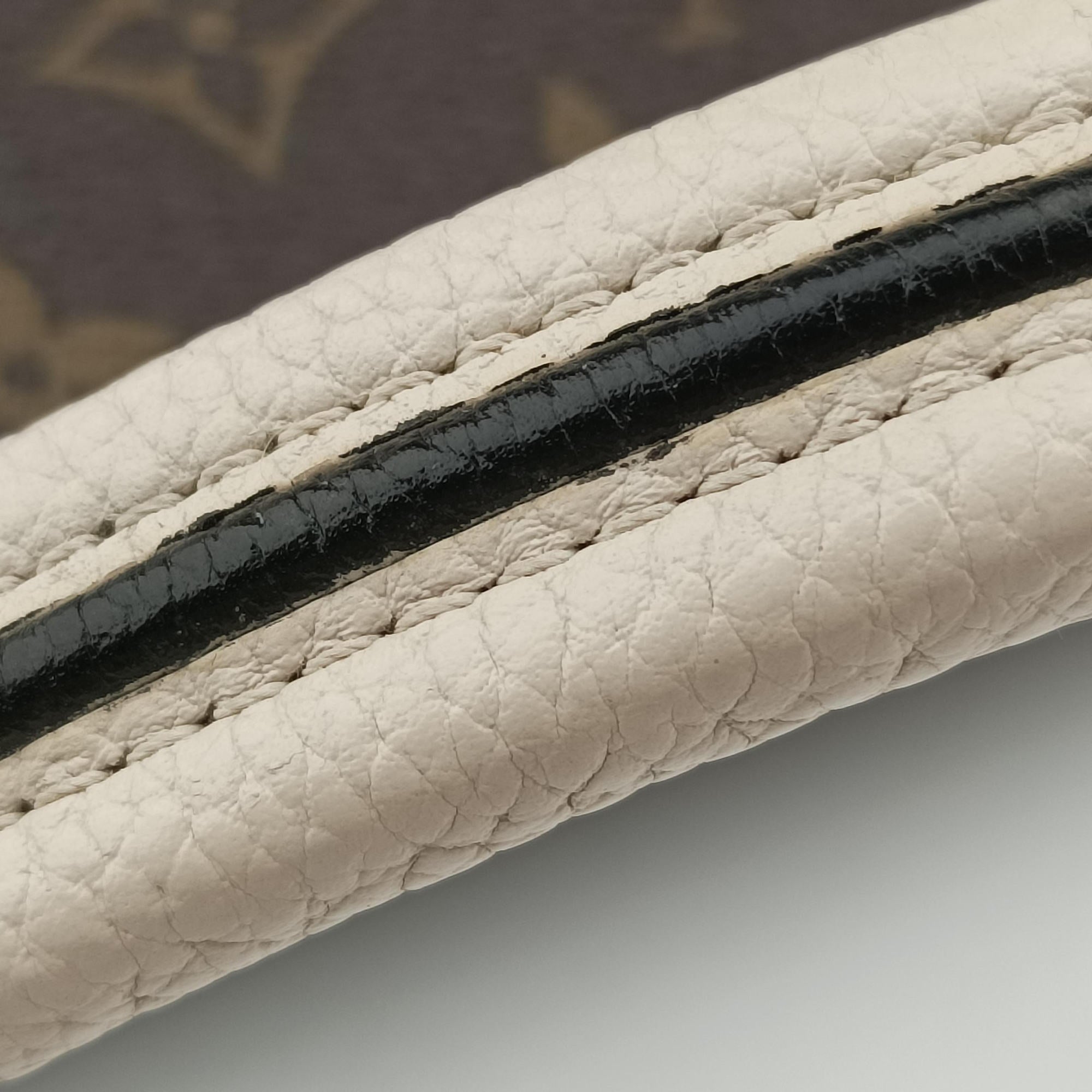 Pre-owned Louis Vuitton Double V Bag Brown  × Creme Monogram Canvas × Grained Leather M54155 shoulderbag | stylenewstar