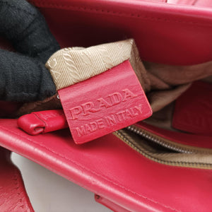 Pre-owned Prada logo jacquard khaki×red Fabric × leather  shoulderbag | stylenewstar