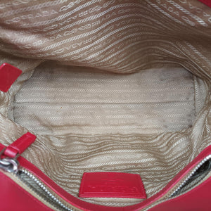 Pre-owned Prada logo jacquard khaki×red Fabric × leather  shoulderbag | stylenewstar
