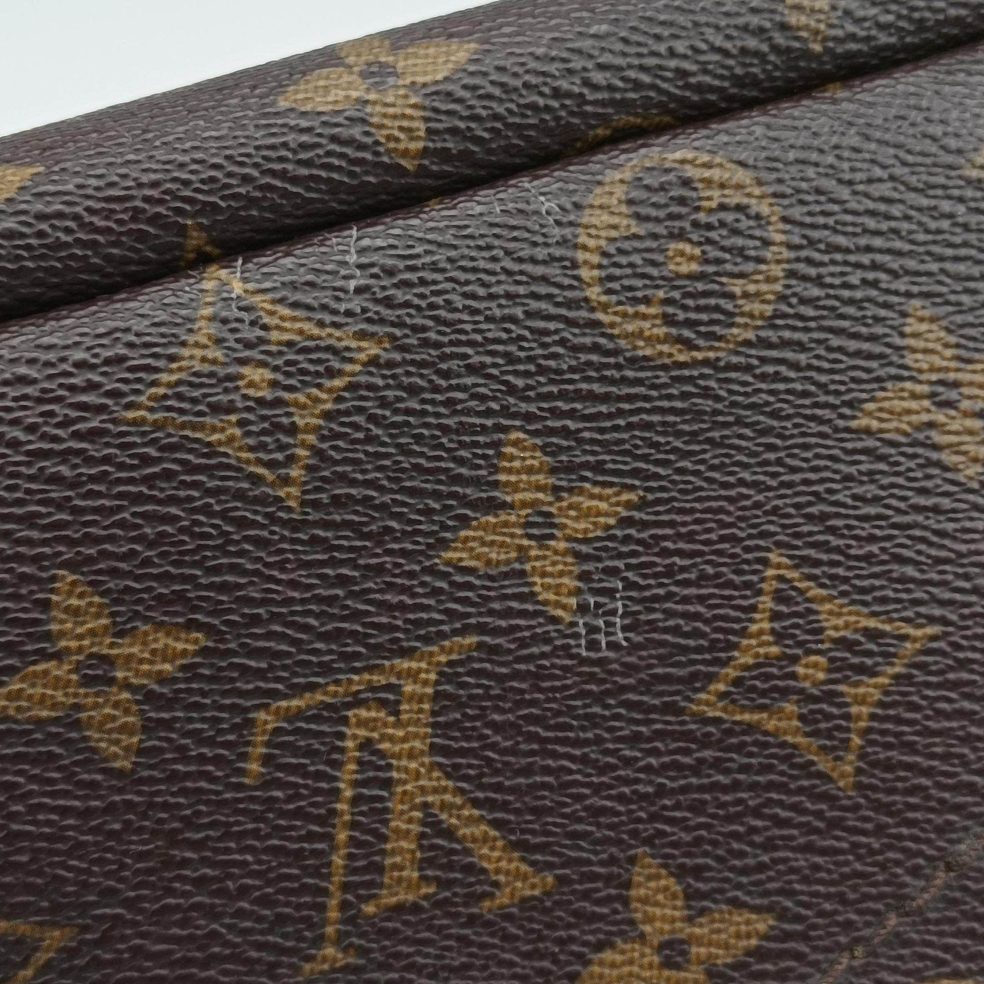 Pre-owned Louis Vuitton ARTSY MM Brown Monogram Canvas M40249 handbag | stylenewstar