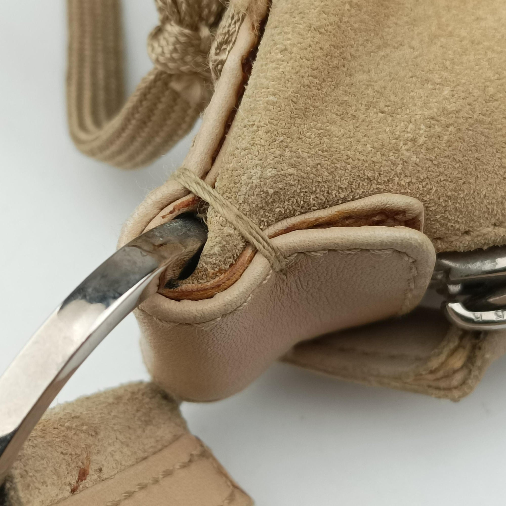 Pre-owned Christian Dior Admit It Beige suede  shoulderbag | stylenewstar