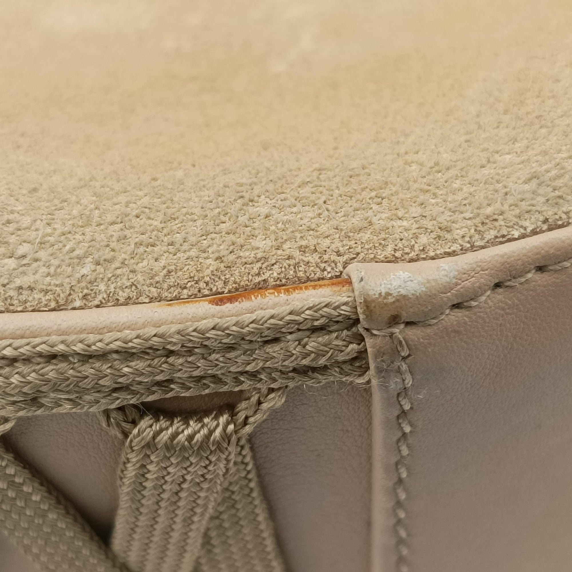 Pre-owned Christian Dior Admit It Beige suede  shoulderbag | stylenewstar