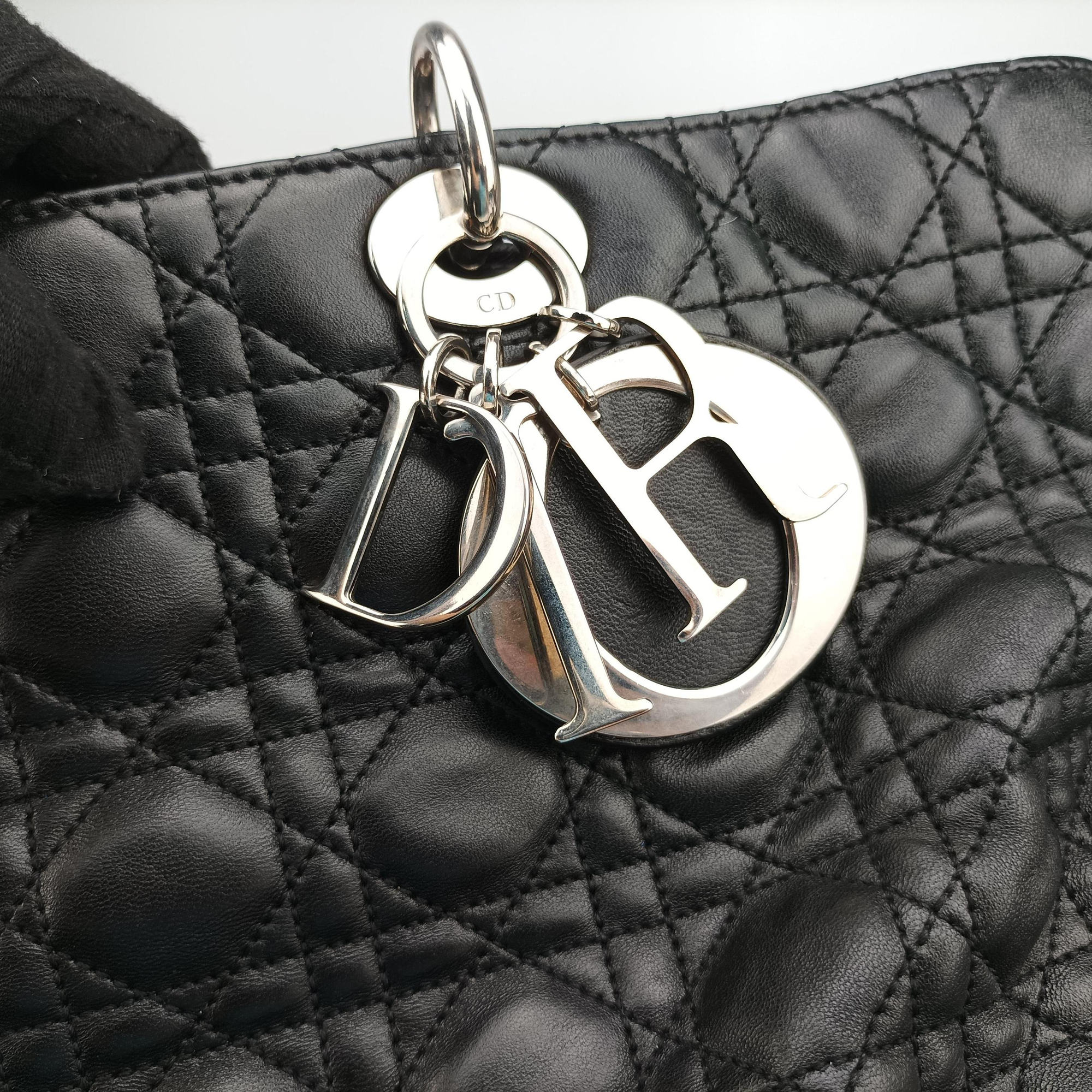 Pre-owned Christian Dior Lady Dior Black lambskin  shoulderbag | stylenewstar