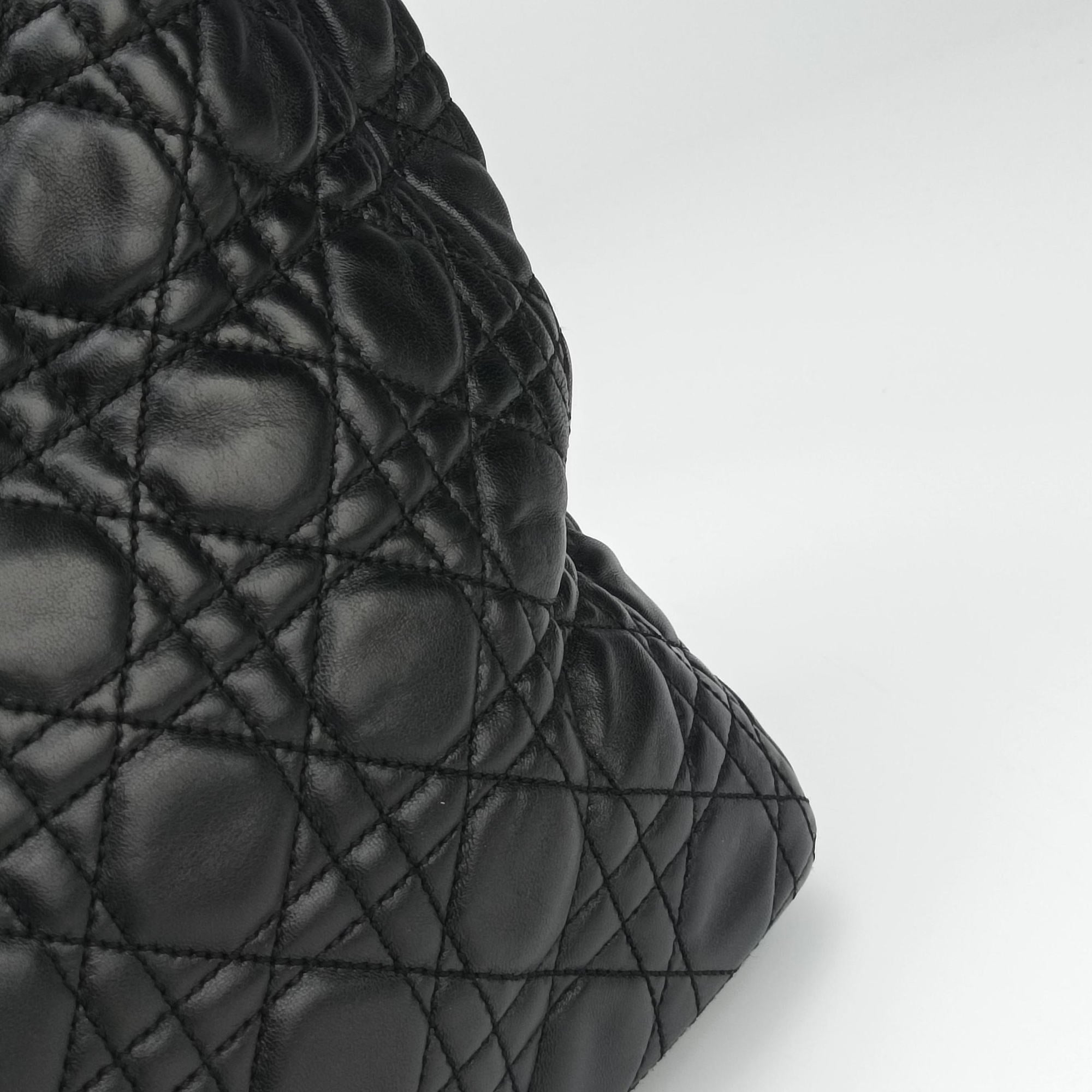 Pre-owned Christian Dior Lady Dior Black lambskin  shoulderbag | stylenewstar