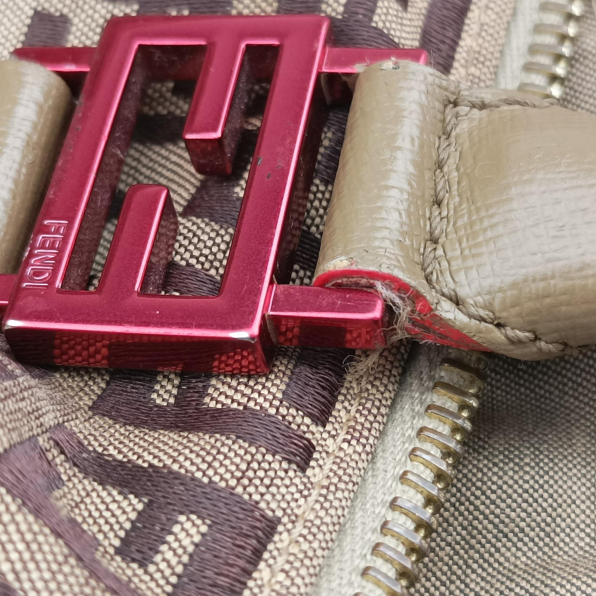 Pre-owned Fendi Zucchino Glitter Logo Multicolour canvas 8BL068 bostonbag | stylenewstar