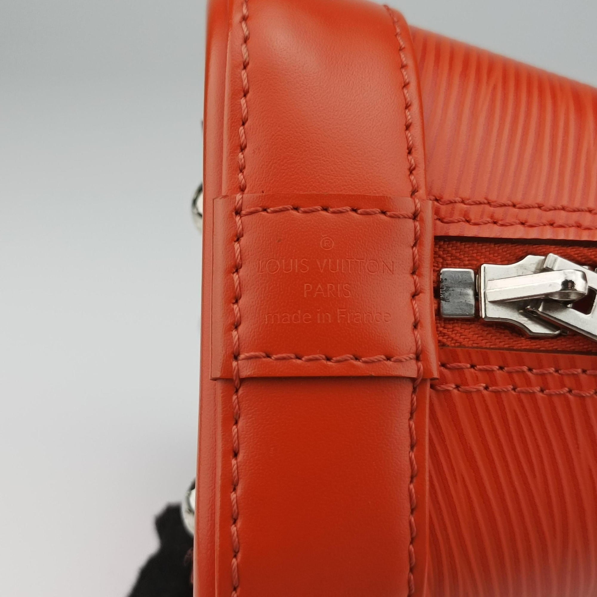 Vintage Louis Vuitton Alma BB PIMENT Epi M40854 shoulderbag | stylenewstar