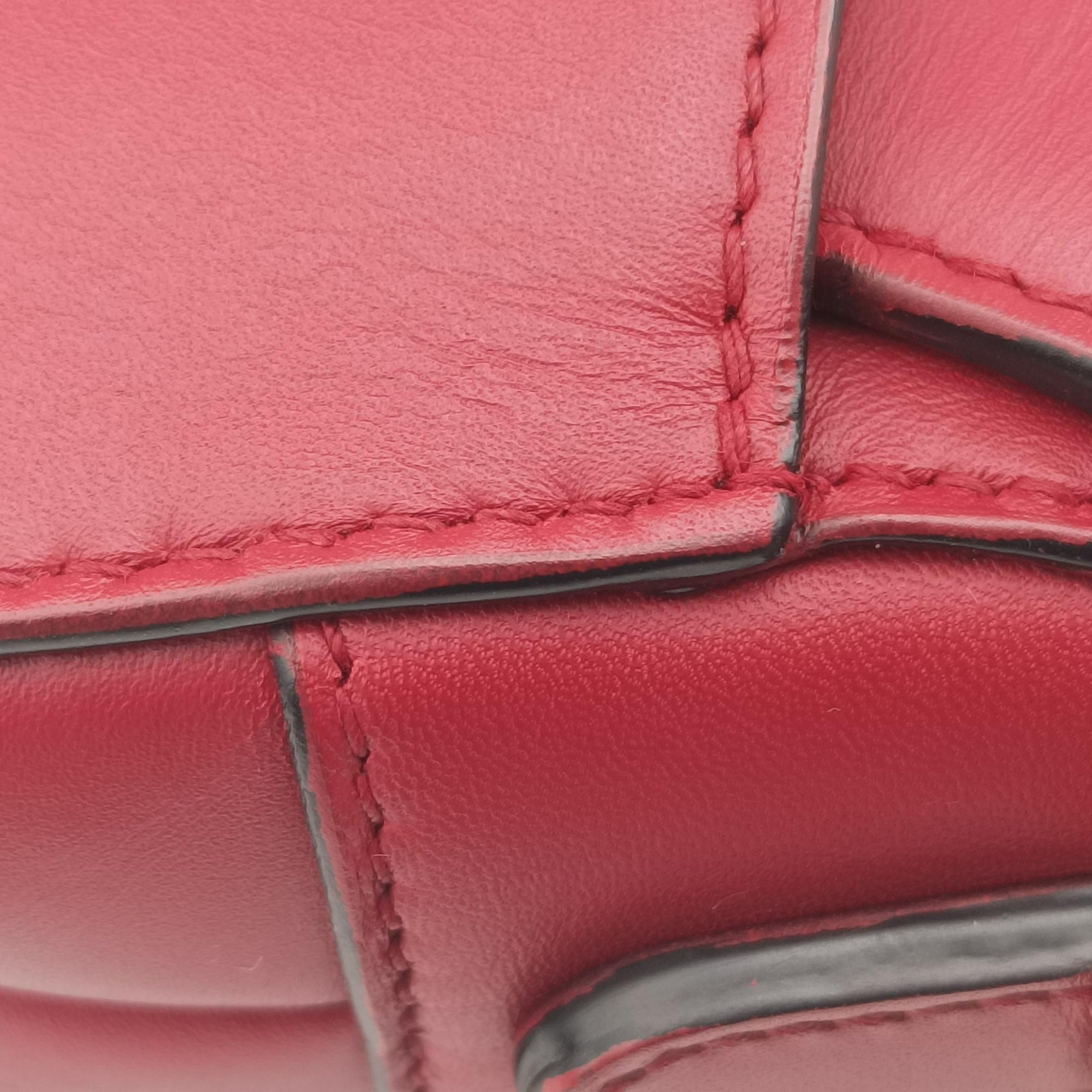 Pre-owned Christian Dior Saddle Red Leather  handbag | stylenewstar