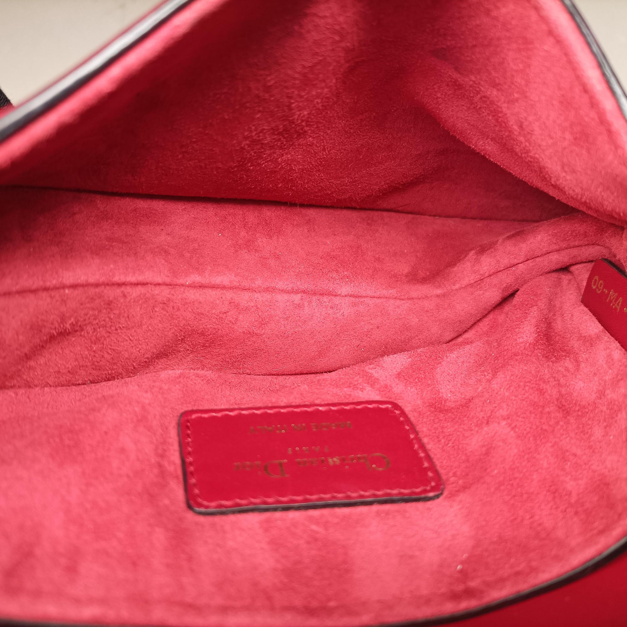 Pre-owned Christian Dior Saddle Red Leather  handbag | stylenewstar